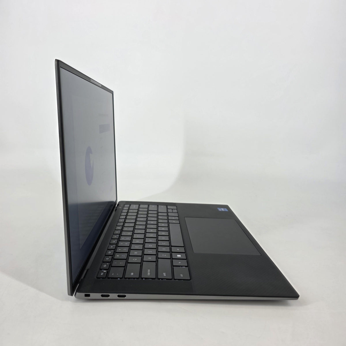 Precision 5570 15.6 Gray 2.3 GHz Intel Core i7 12th Gen. 16GB RAM 256GB Solid State Drive NVIDIA RTX A2000 8 GB