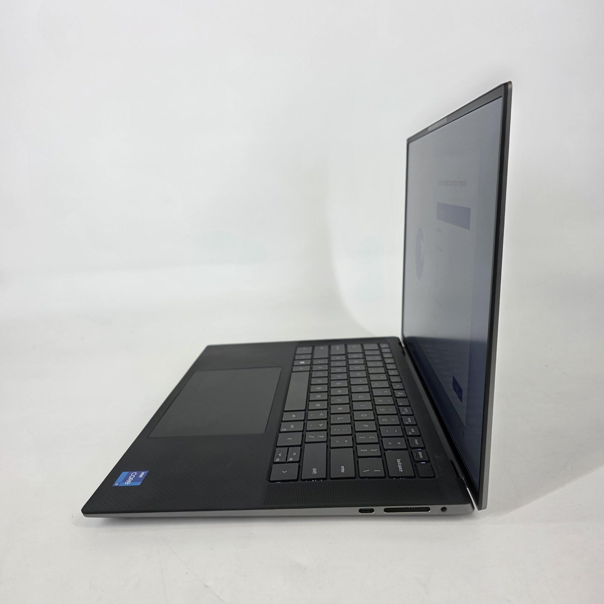 Precision 5570 15.6 Gray 2.3 GHz Intel Core i7 12th Gen. 16GB RAM 256GB Solid State Drive NVIDIA RTX A2000 8 GB