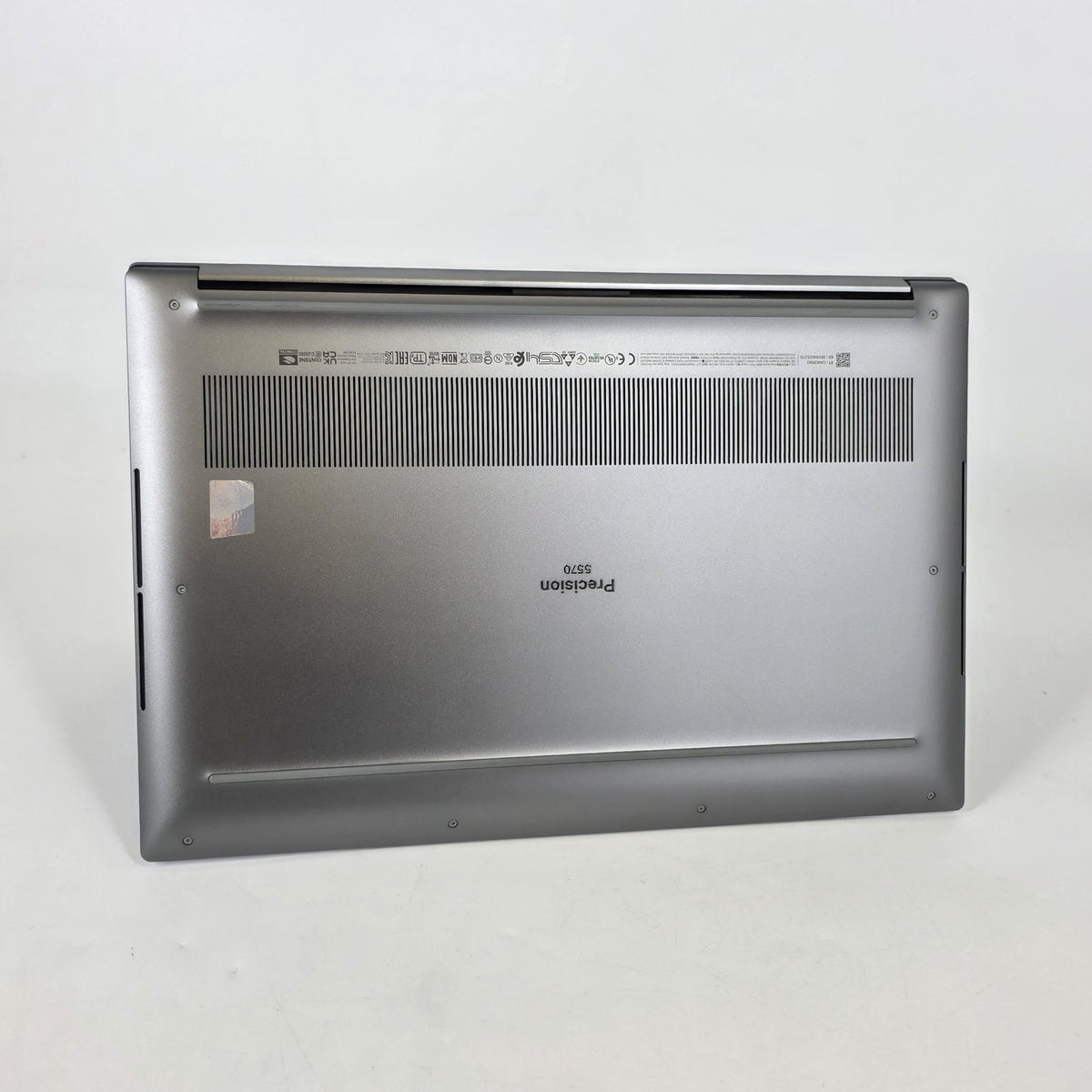 Precision 5570 15.6 Gray 2.3 GHz Intel Core i7 12th Gen. 16GB RAM 256GB Solid State Drive NVIDIA RTX A2000 8 GB