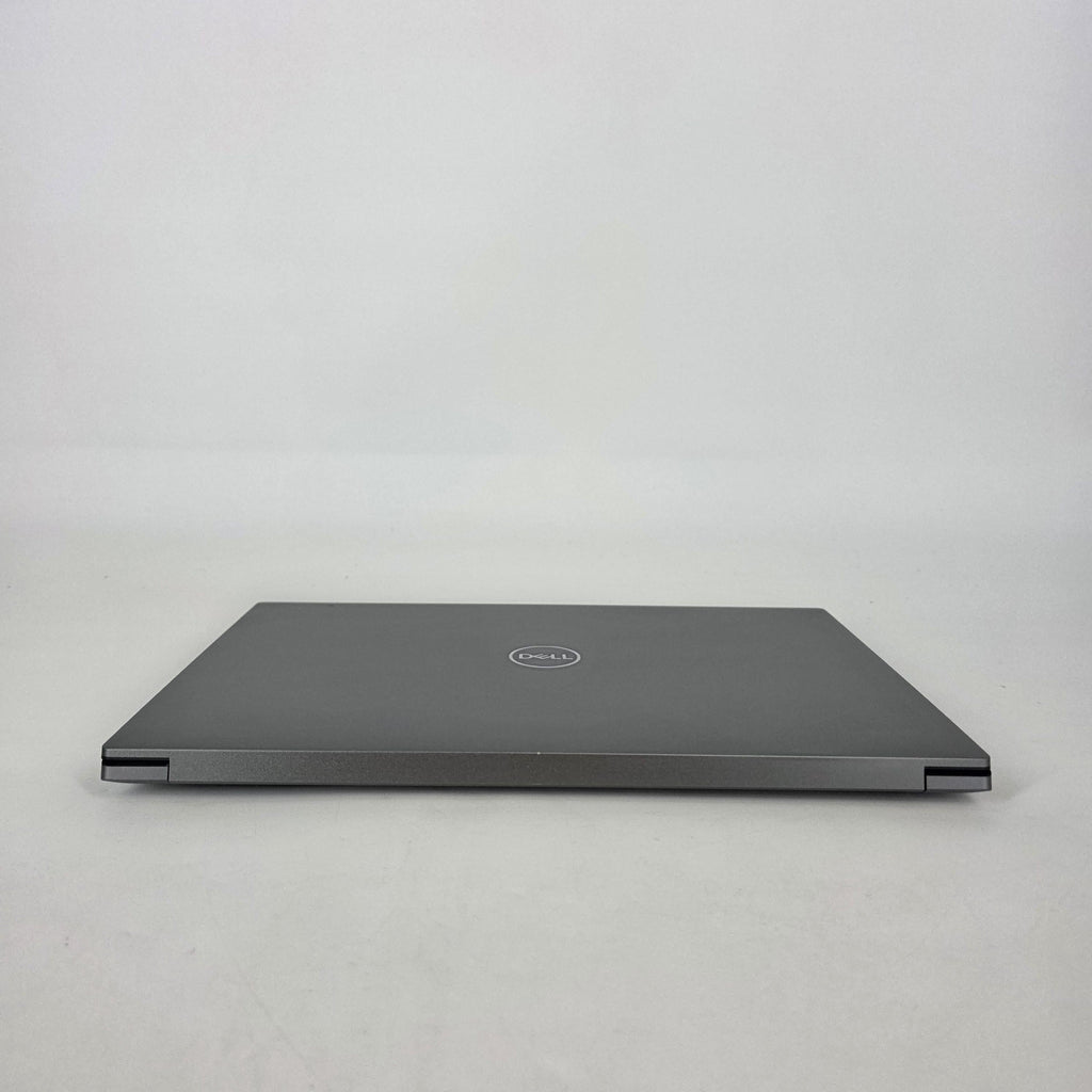 Precision 5570 15.6 Gray 2.3 GHz Intel Core i7 12th Gen. 16GB RAM 256GB Solid State Drive NVIDIA RTX A2000 8 GB