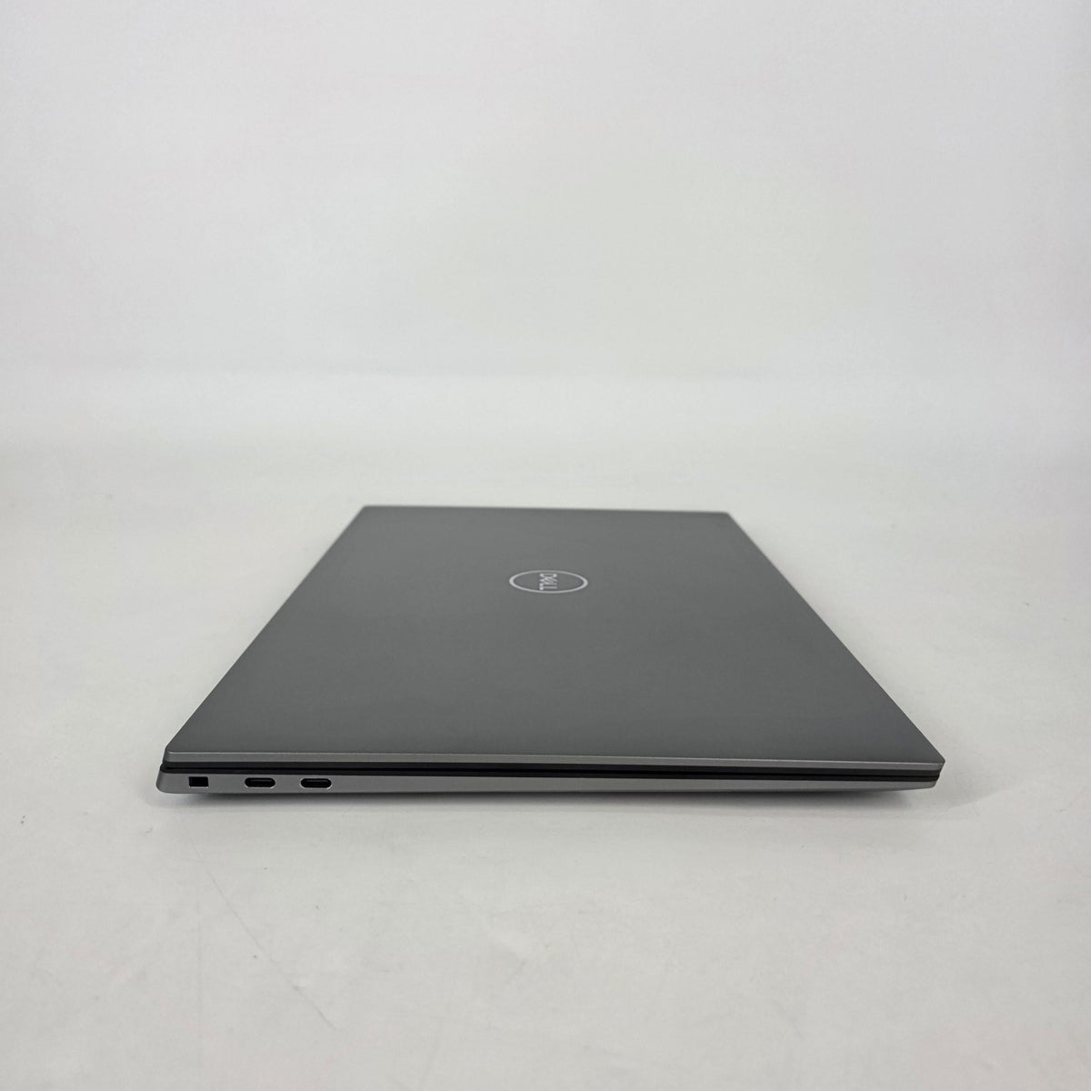 Precision 5570 15.6 Gray 2.3 GHz Intel Core i7 12th Gen. 16GB RAM 256GB Solid State Drive NVIDIA RTX A2000 8 GB