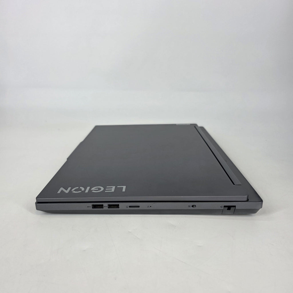 Lenovo Legion 5i Gen 9 16 Gray 2.2 GHz Intel Core i9 14th Gen. 32GB RAM 1TB Solid State Drive NVIDIA GeForce RTX 4060 8 GB