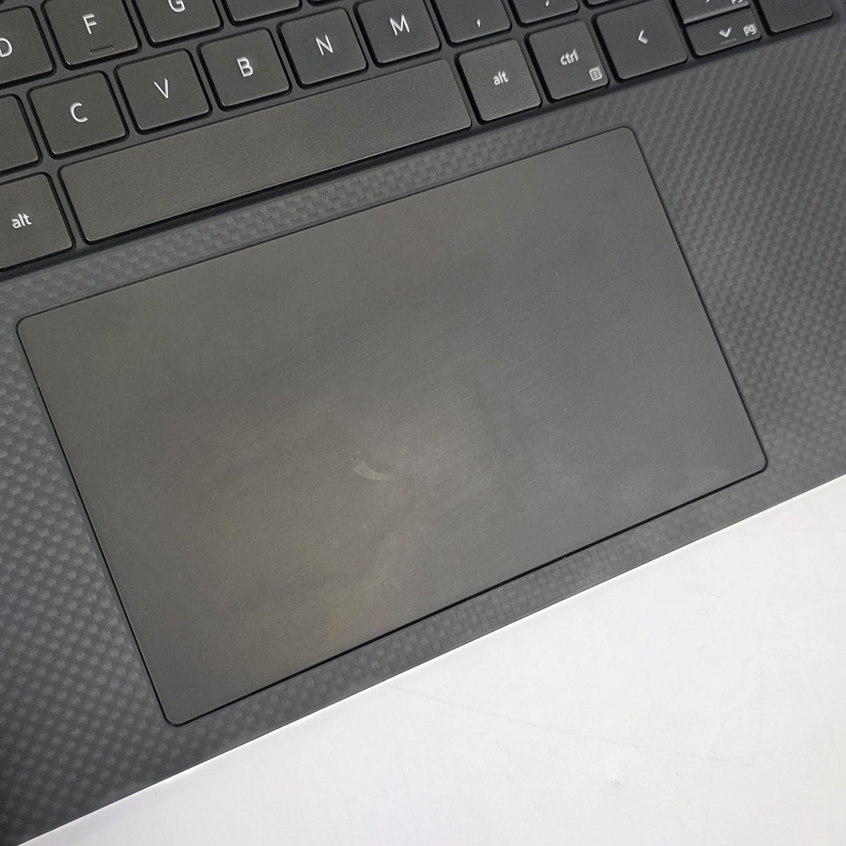 Precision 5570 15.6 Gray 2.3 GHz Intel Core i7 12th Gen. 16GB RAM 256GB Solid State Drive NVIDIA RTX A2000 8 GB