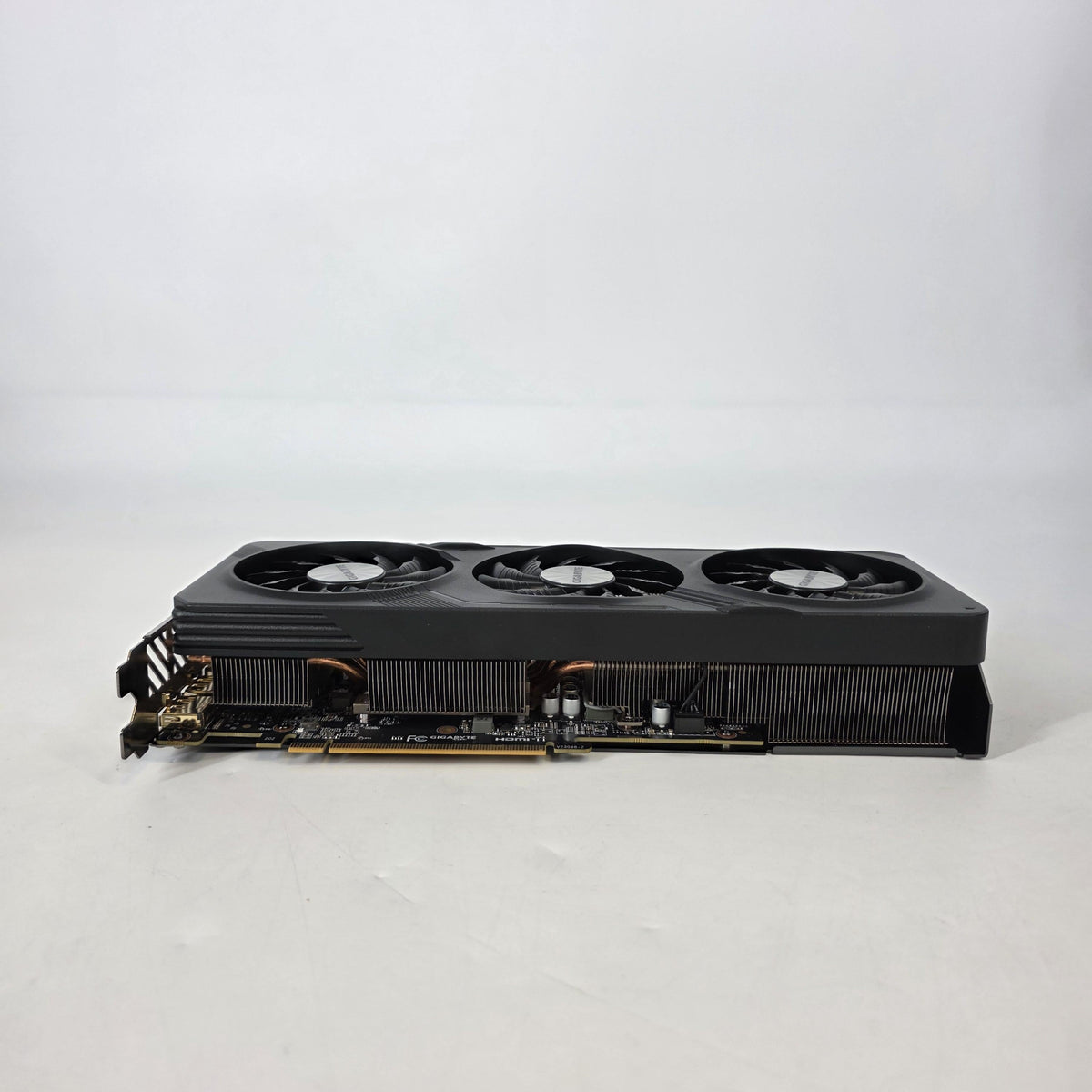 AMD Radeon RX 7600 XT 16GB RAM