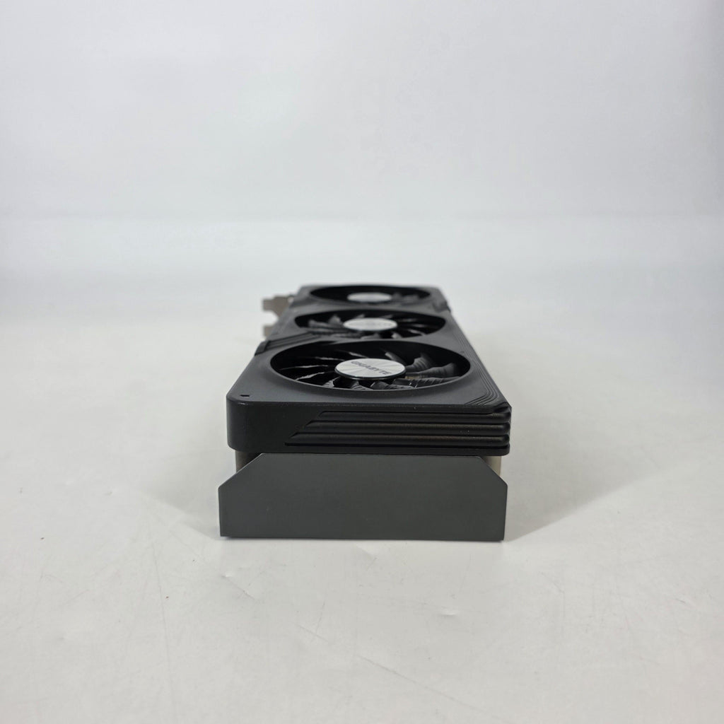 AMD Radeon RX 7600 XT 16GB RAM