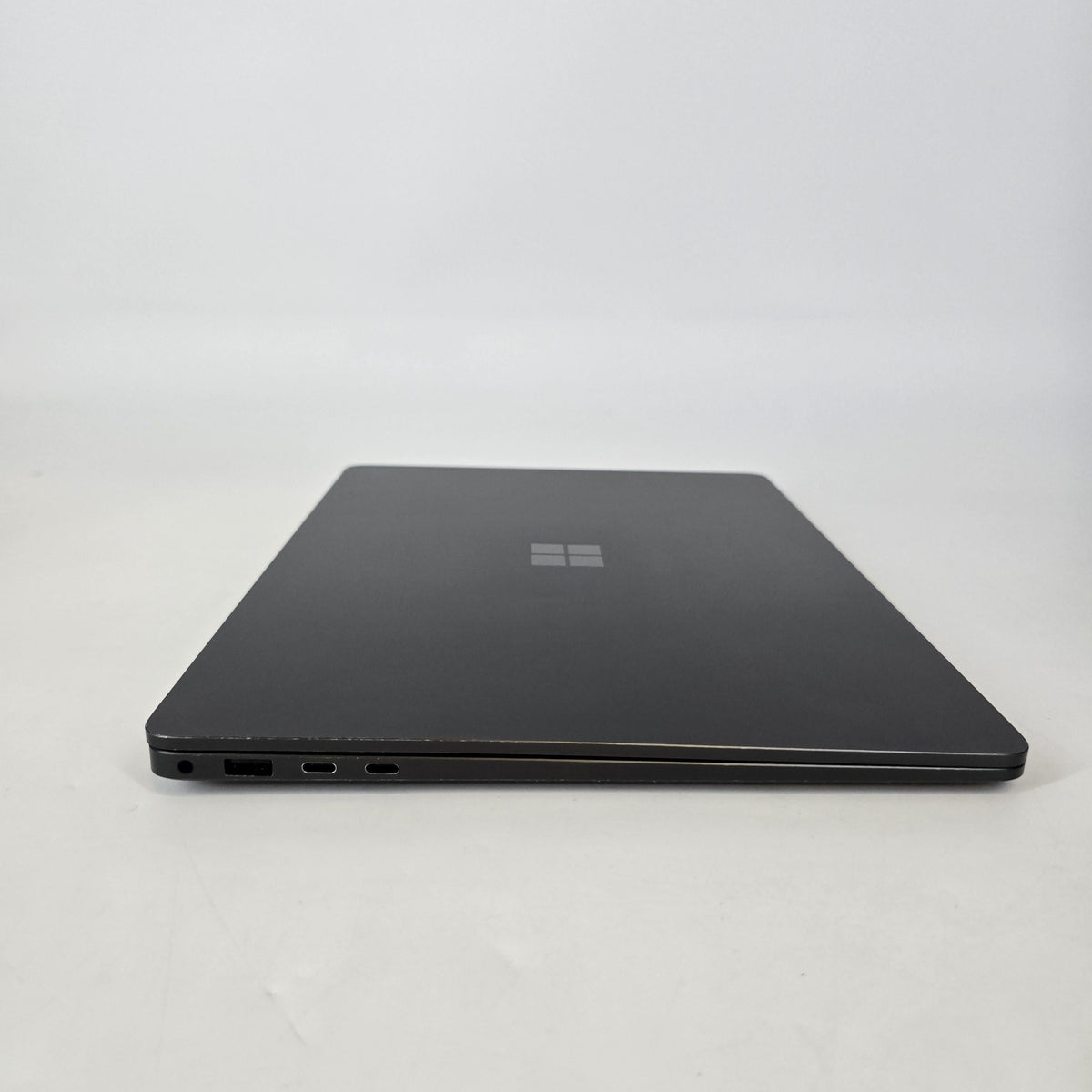 Microsoft Surface Laptop 7 15 Black WiFi 3.4 GHz Qualcomm Snapdragon X Elite 32GB RAM 1TB Solid State Drive