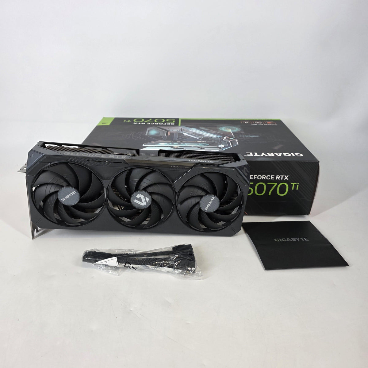 NVIDIA GeForce RTX 5070 Ti 16GB RAM