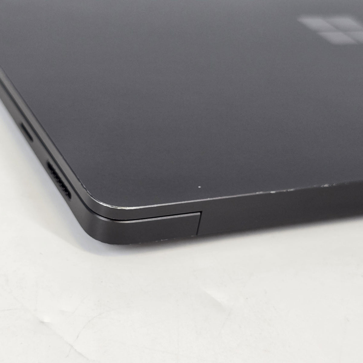 Microsoft Surface Laptop 7 15 Black WiFi 3.4 GHz Qualcomm Snapdragon X Elite 32GB RAM 1TB Solid State Drive