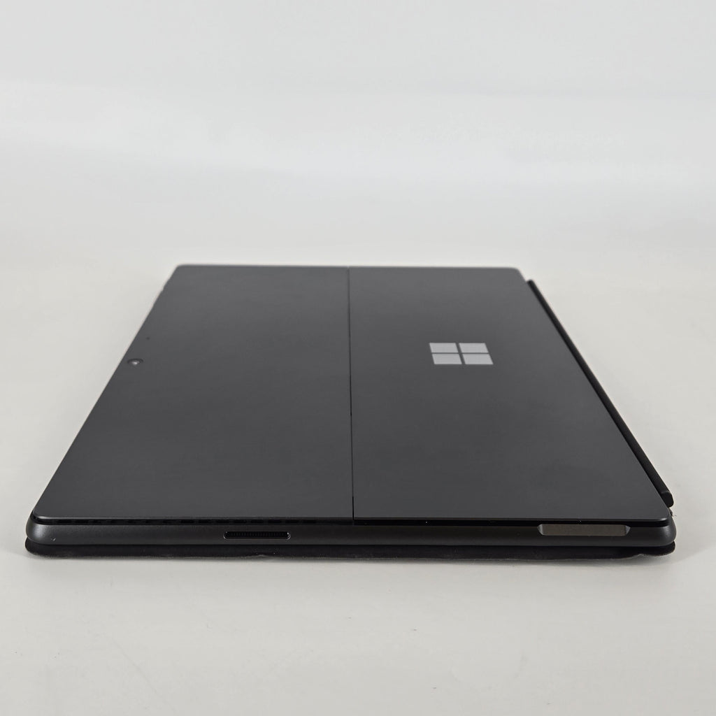 Microsoft Surface Pro 9 13 Graphite WiFi 2.7 GHz Intel Core i7 12th Gen. 16GB RAM 256GB Solid State Drive
