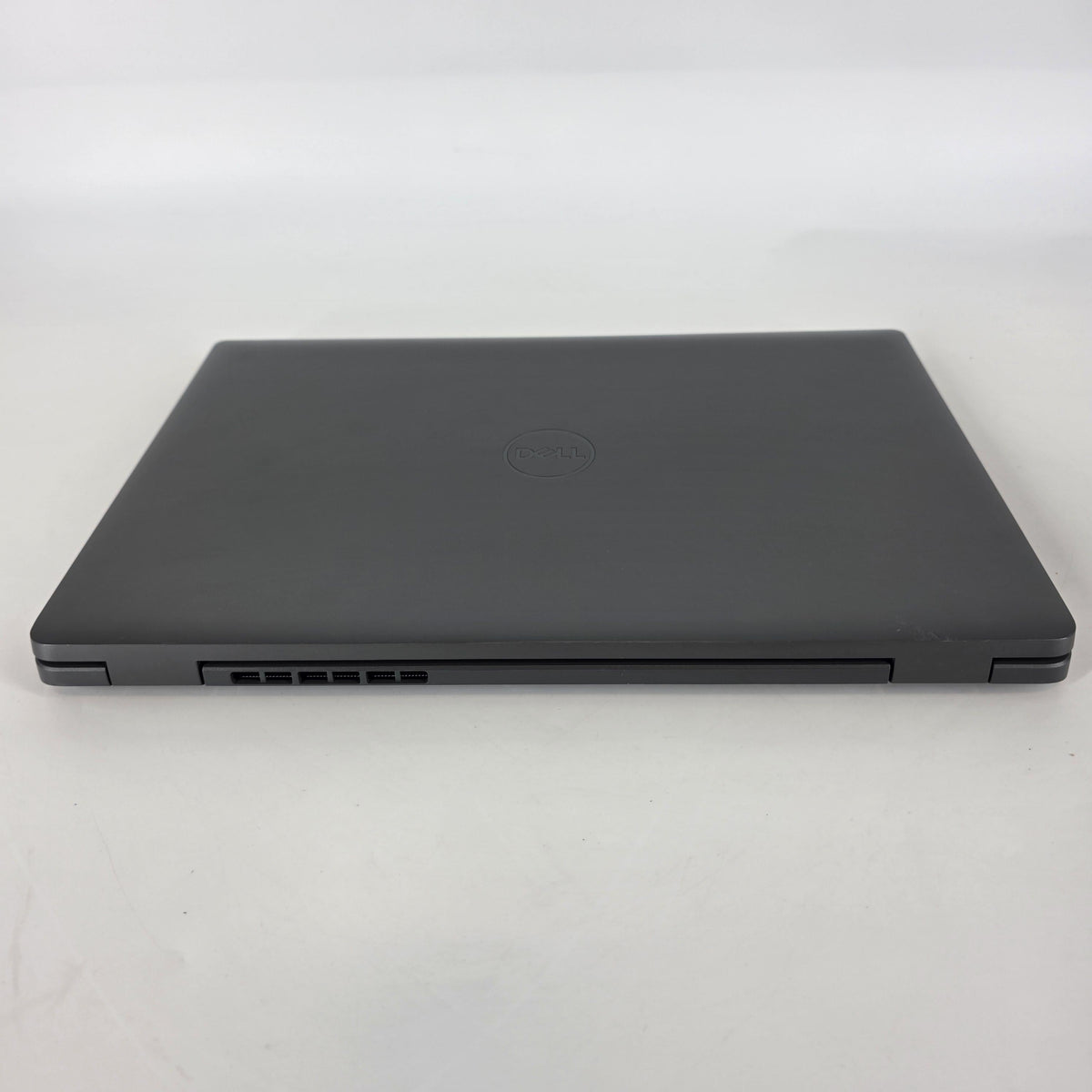 Latitude 3550 15.6 Gray 1.3 GHz Intel Core i5 13th Gen. 32GB RAM 512GB Solid State Drive