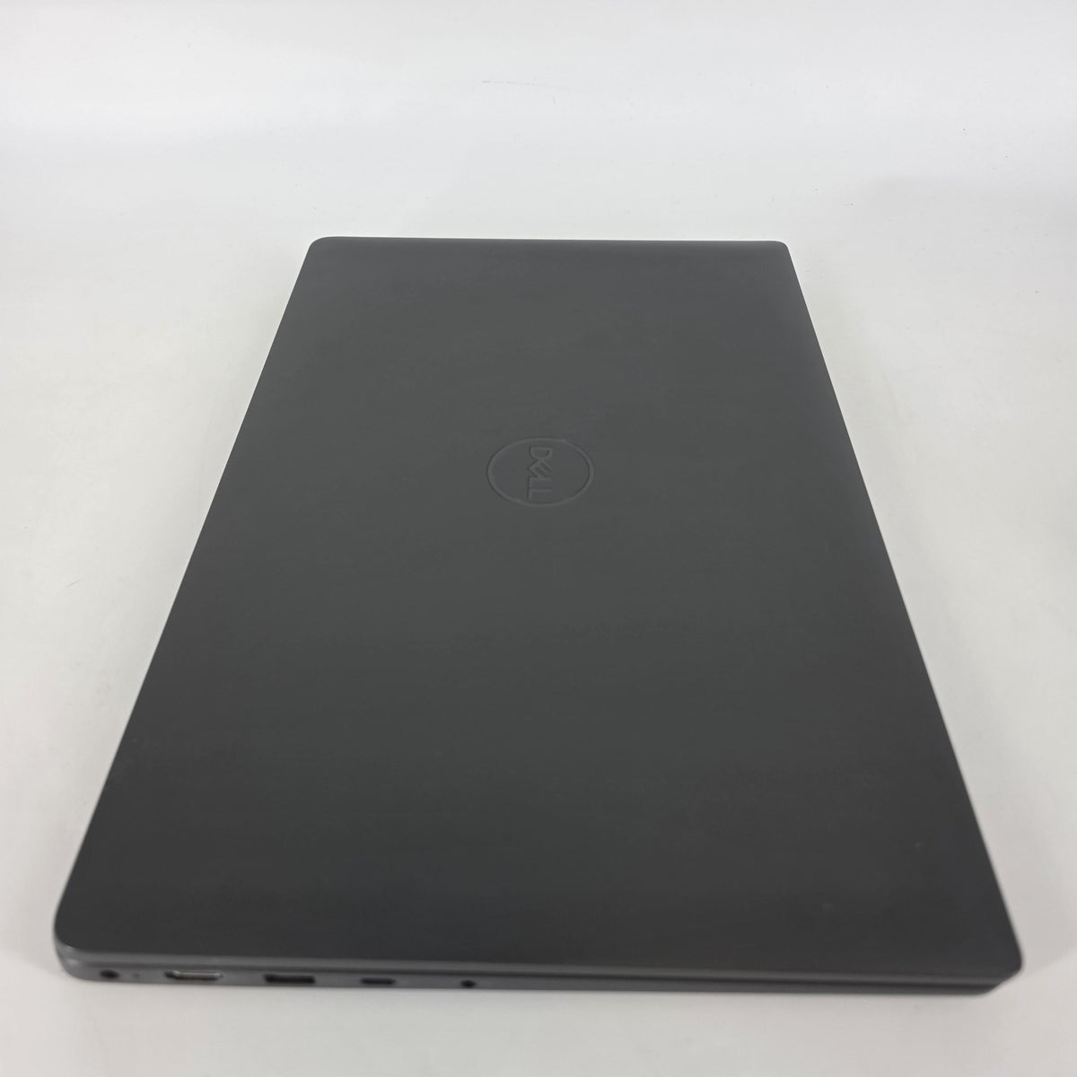 Latitude 3550 15.6 Gray 1.3 GHz Intel Core i5 13th Gen. 32GB RAM 512GB Solid State Drive