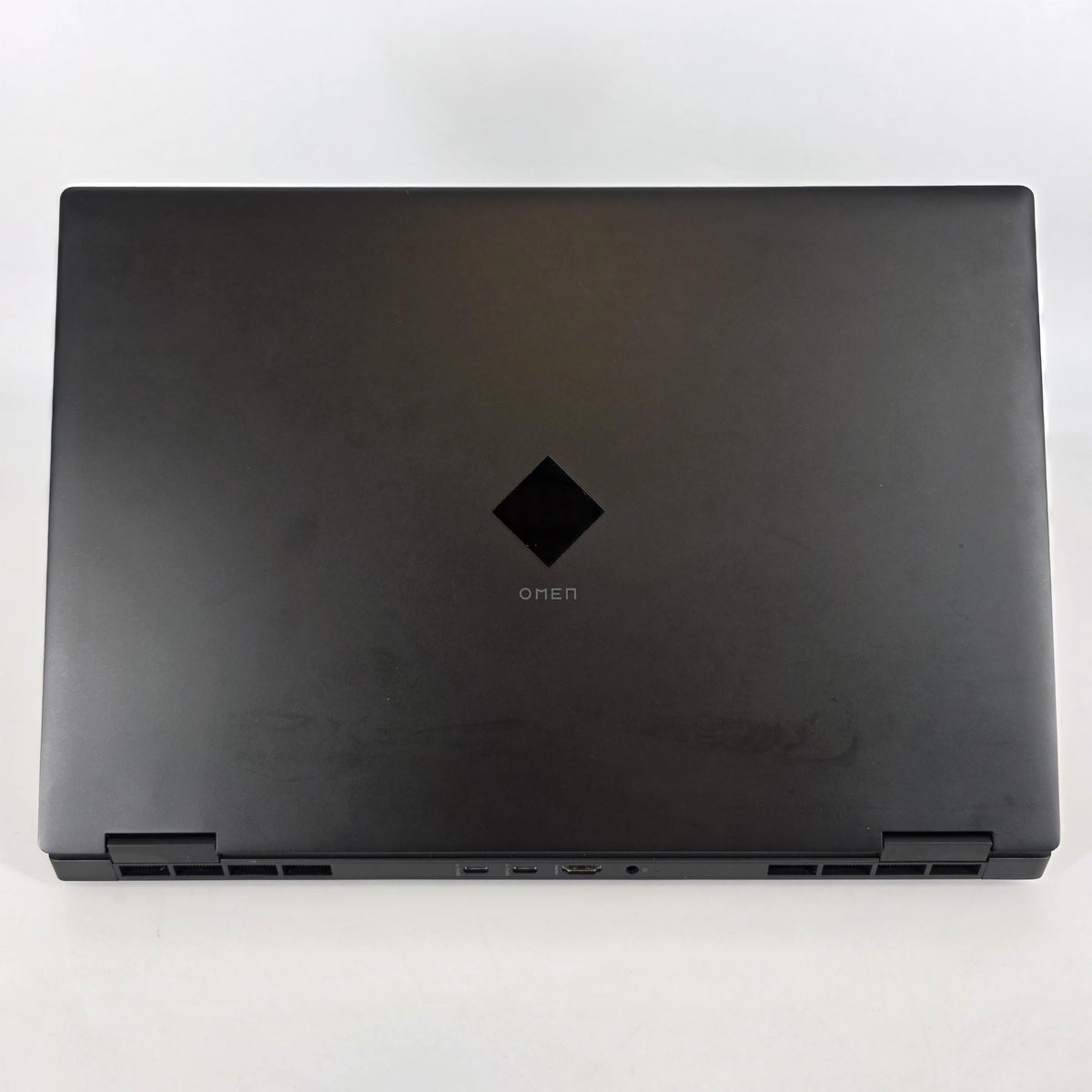 HP Omen 16 Black 2.3 GHz Intel Core i7 12th Gen. 16GB RAM 1TB Solid State Drive NVIDIA GeForce RTX 3050 Ti 4 GB