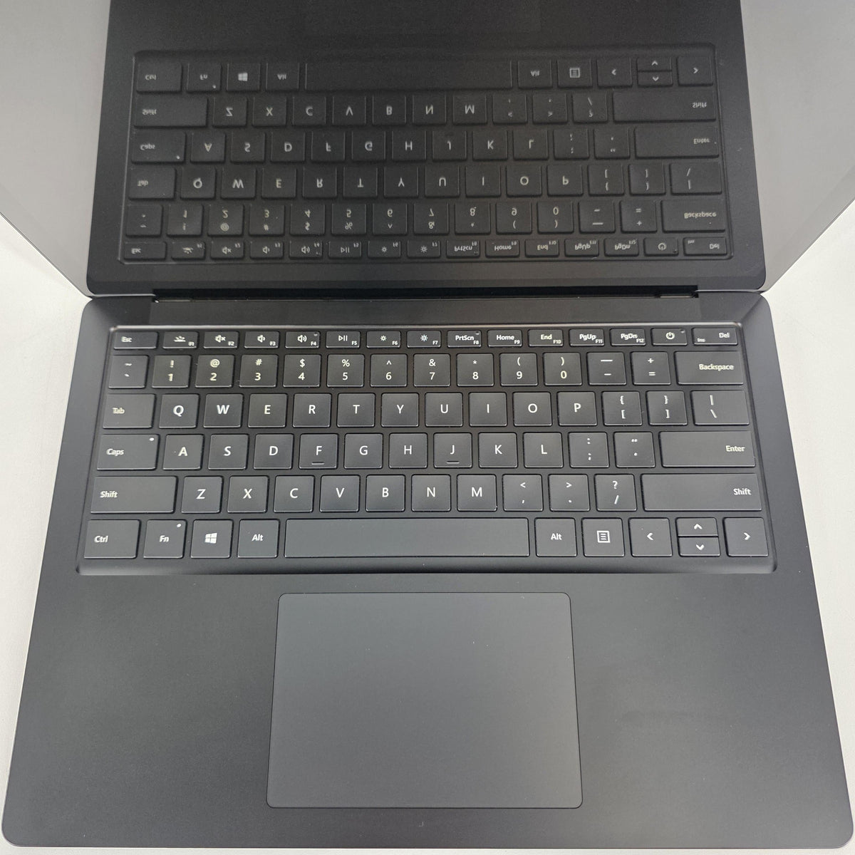Surface Laptop 4 13.5 Black 2.4 GHz Intel Core i5 11th Gen. 16GB RAM 512GB Solid State Drive