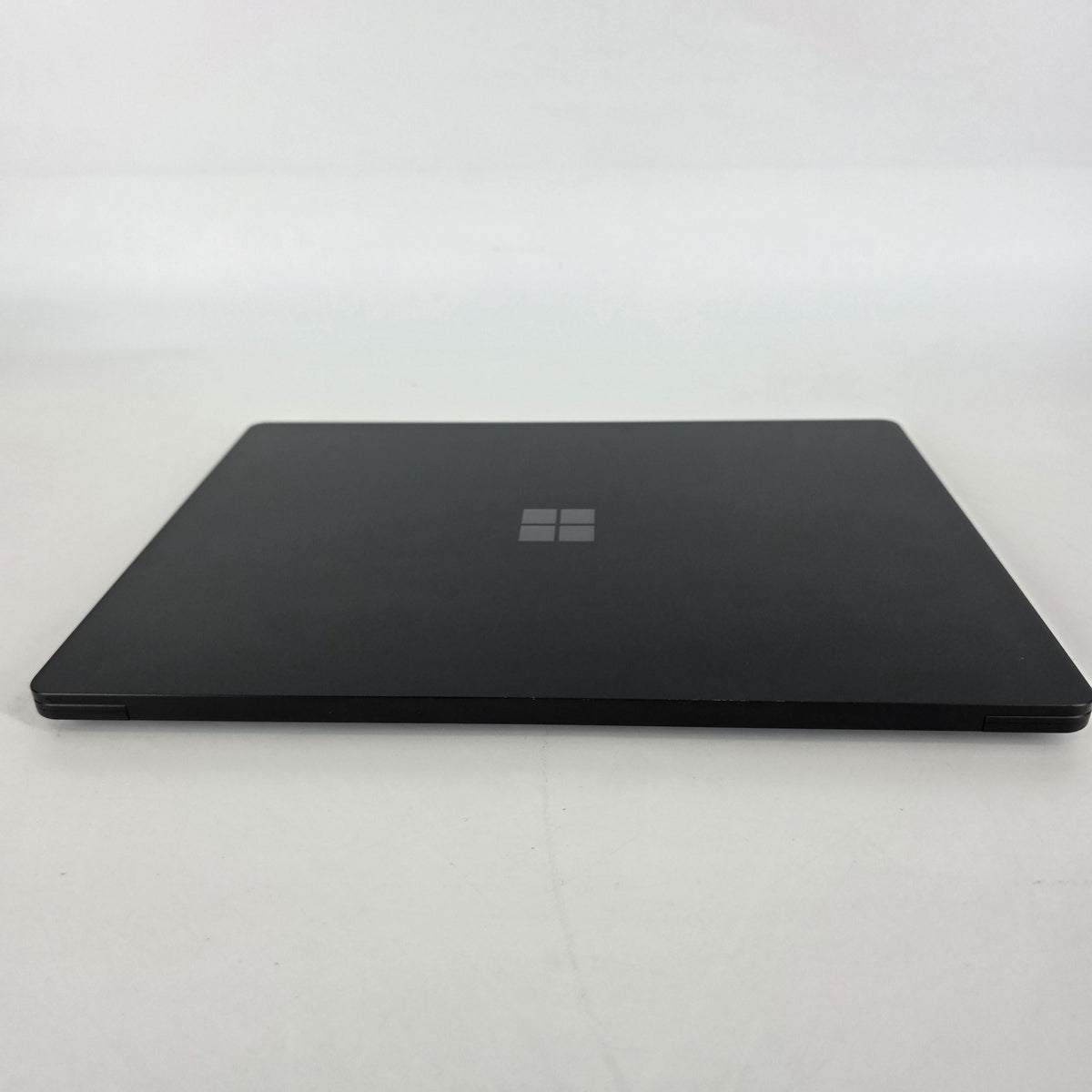 Surface Laptop 4 13.5 Black 2.4 GHz Intel Core i5 11th Gen. 16GB RAM 512GB Solid State Drive
