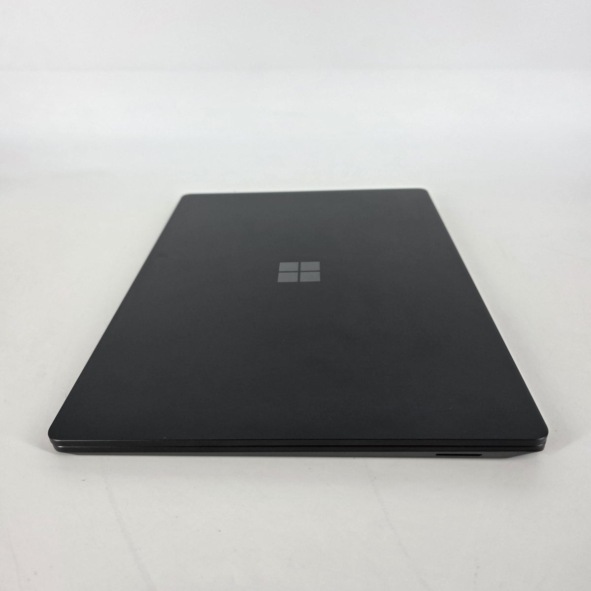 Surface Laptop 4 13.5 Black 2.4 GHz Intel Core i5 11th Gen. 16GB RAM 512GB Solid State Drive