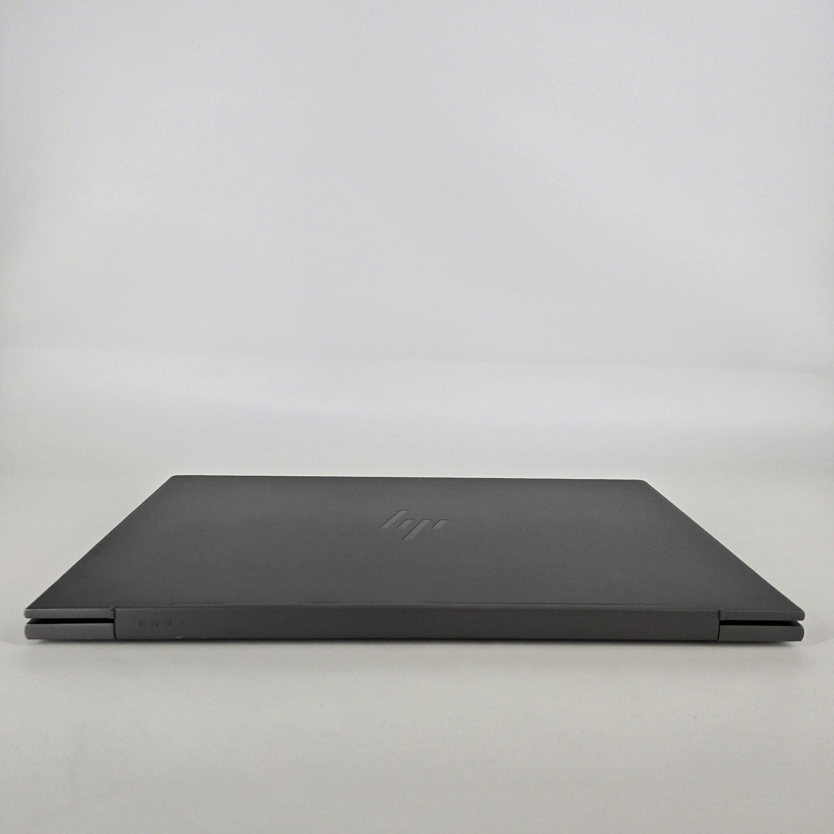 HP Envy 17 Gray 1.7 GHz Intel Core i7 13th Gen. 12GB RAM 1TB Solid State Drive