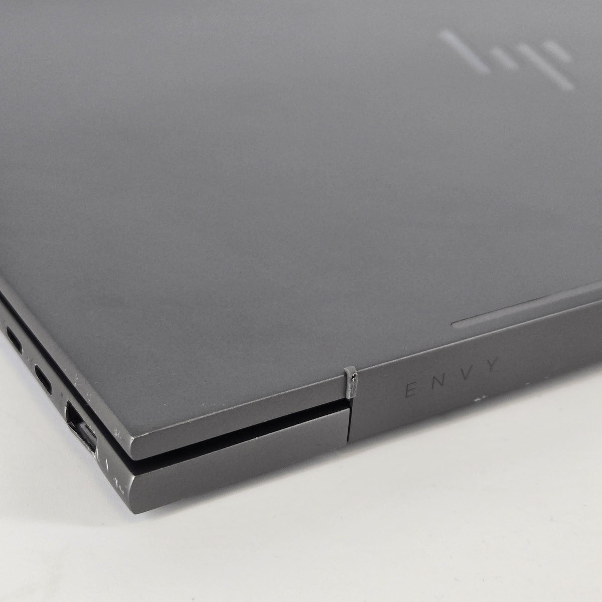HP Envy 17 Gray 1.7 GHz Intel Core i7 13th Gen. 12GB RAM 1TB Solid State Drive