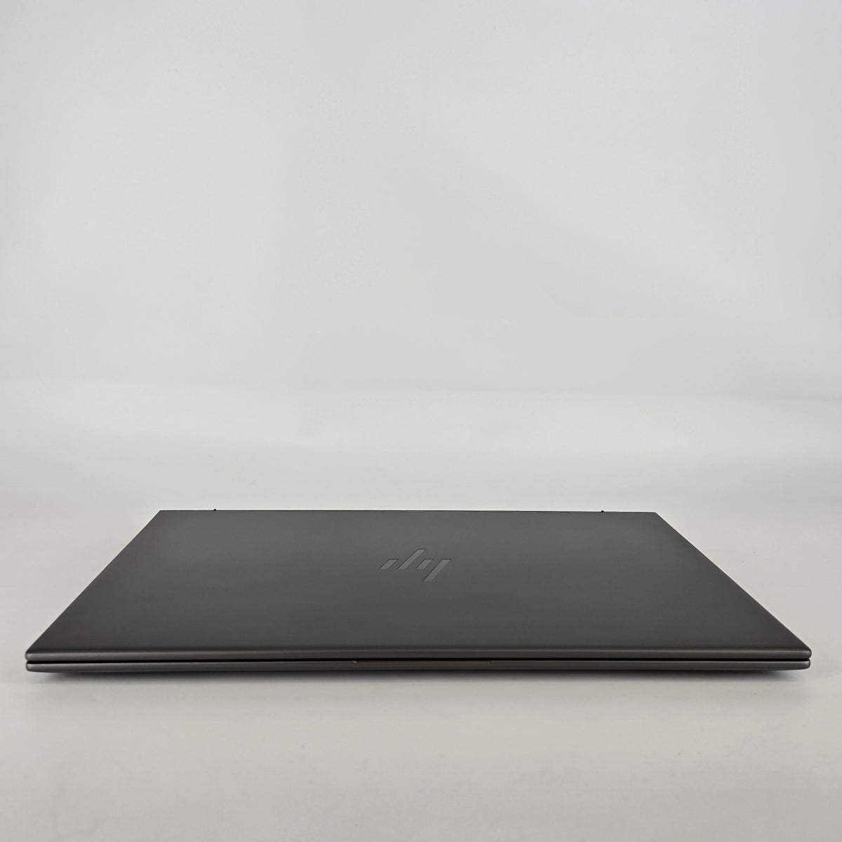 HP Envy 17 Gray 1.7 GHz Intel Core i7 13th Gen. 12GB RAM 1TB Solid State Drive
