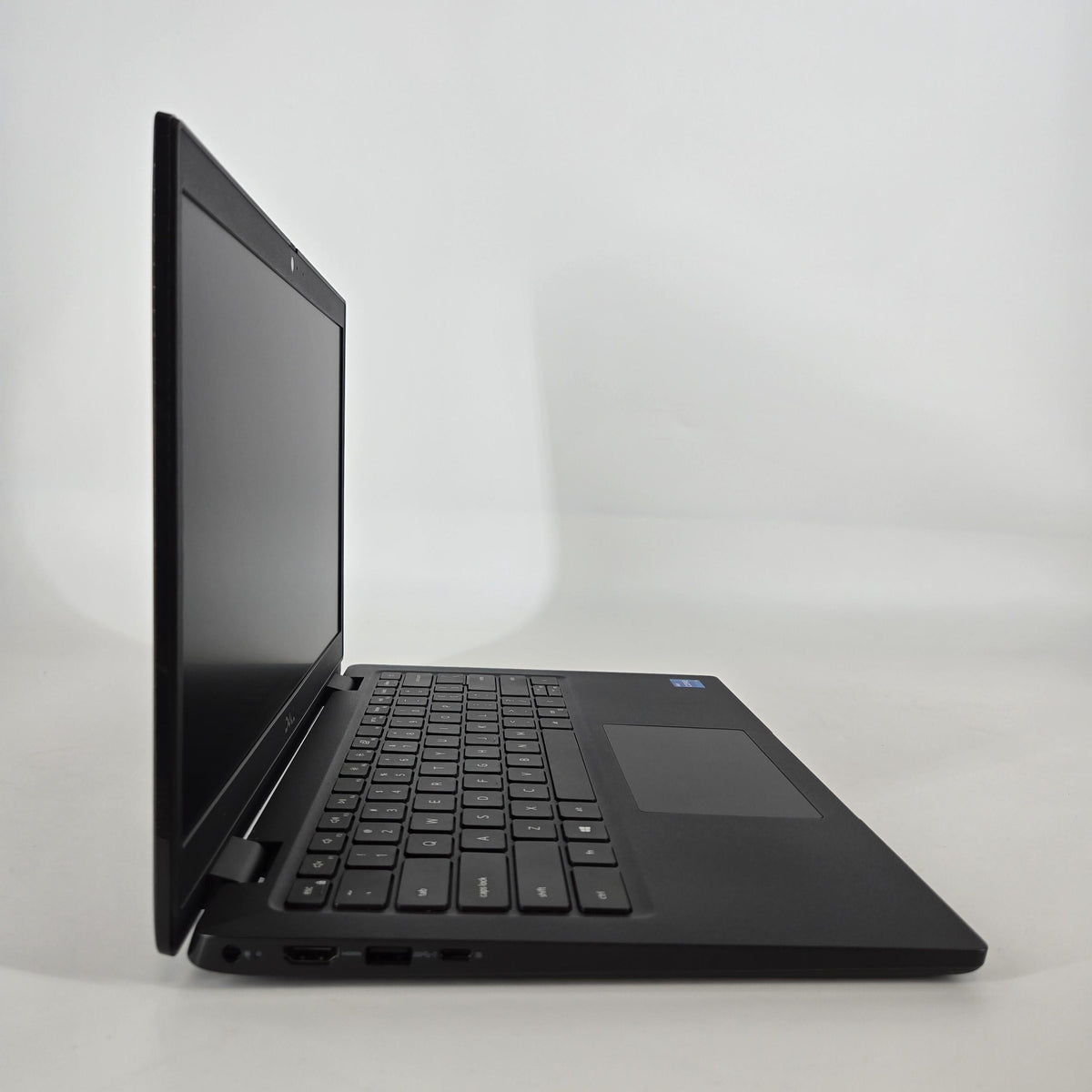 Dell Latitude 3420 14 Gray 2.4 GHz Intel Core i5 11th Gen. 8GB RAM 256GB Solid State Drive