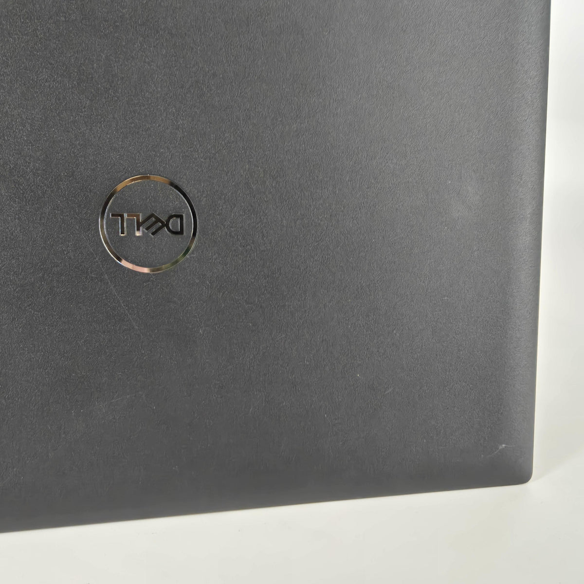 Dell Latitude 3420 14 Gray 2.4 GHz Intel Core i5 11th Gen. 8GB RAM 256GB Solid State Drive
