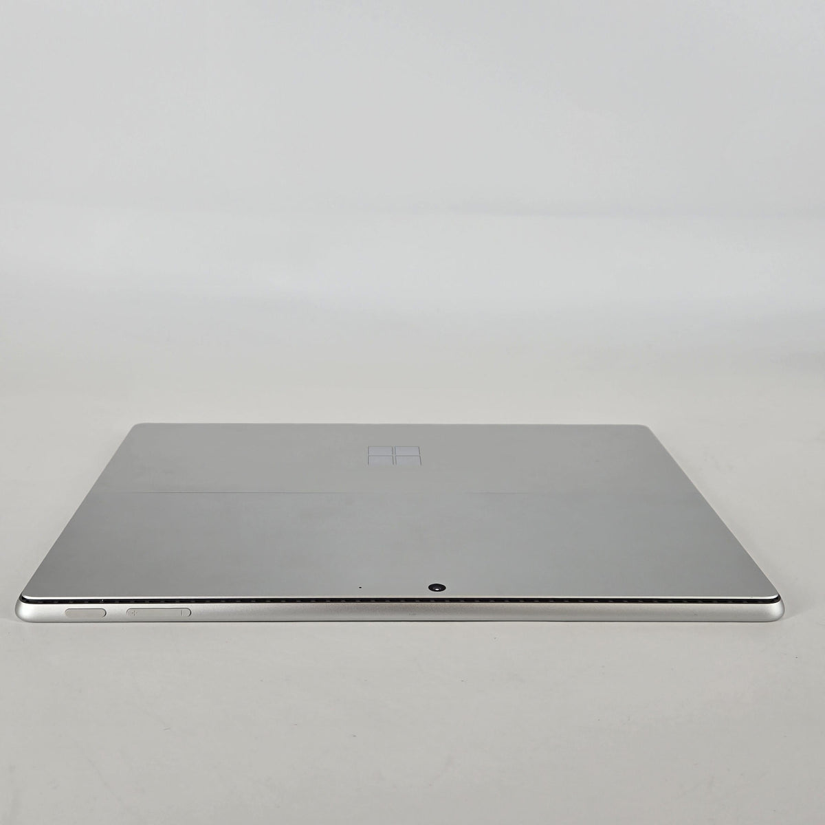 Microsoft Surface Pro 9 13 Platinum WiFi 2.5 GHz Intel Core i5 12th Gen. 8GB RAM 256GB Solid State Drive