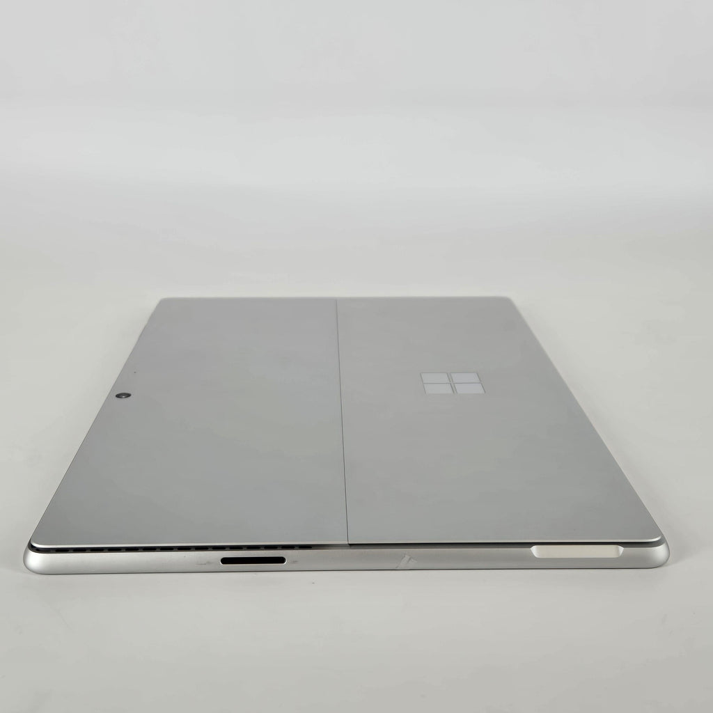 Microsoft Surface Pro 9 13 Platinum WiFi 2.5 GHz Intel Core i5 12th Gen. 8GB RAM 256GB Solid State Drive