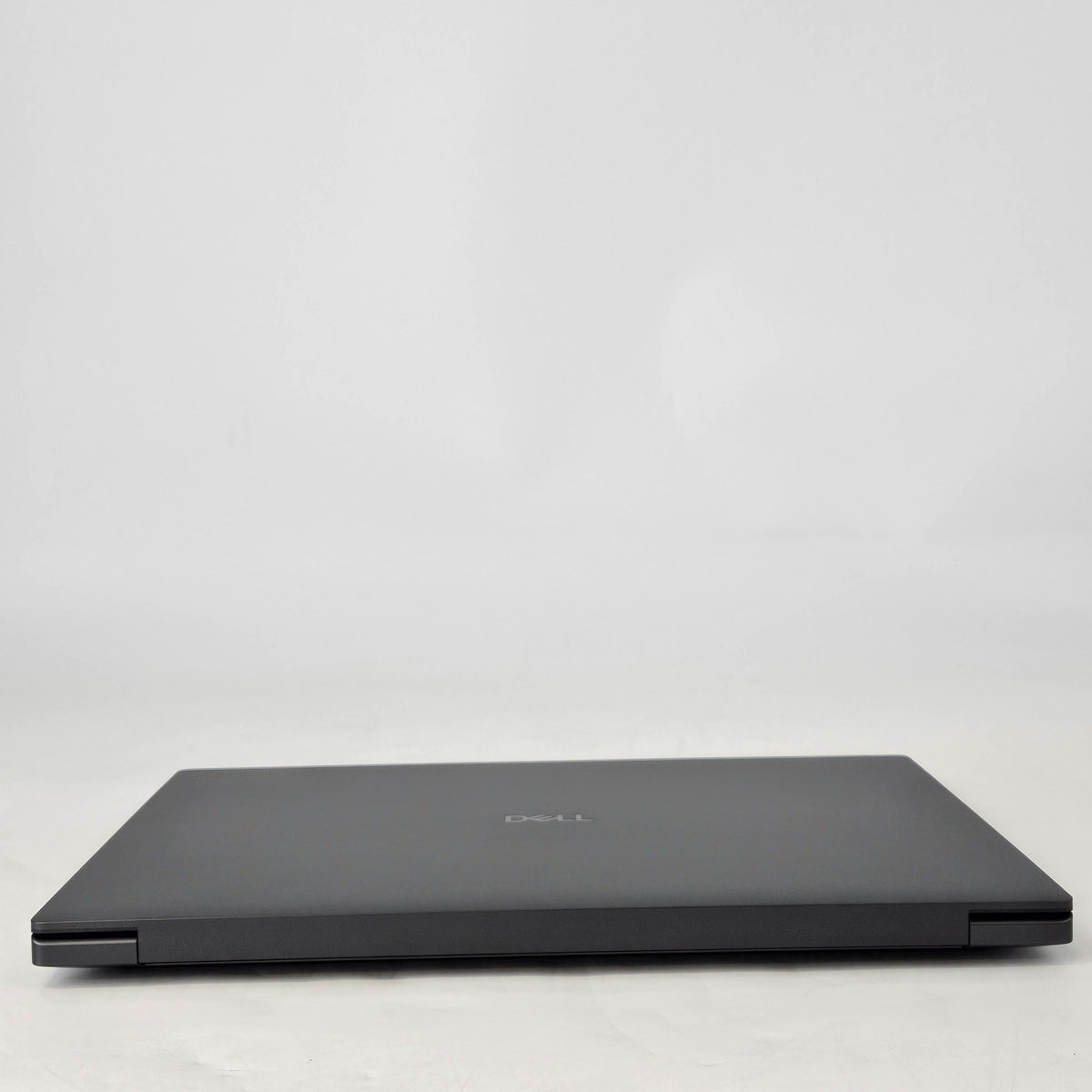 Pro Max 16 Premium MA16250 Magnetite 2.2 GHz Intel Core Ultra 7 Series 2 64GB RAM 4TB Solid State Drive NVIDIA RTX PRO 3000 Blackwell 12 GB