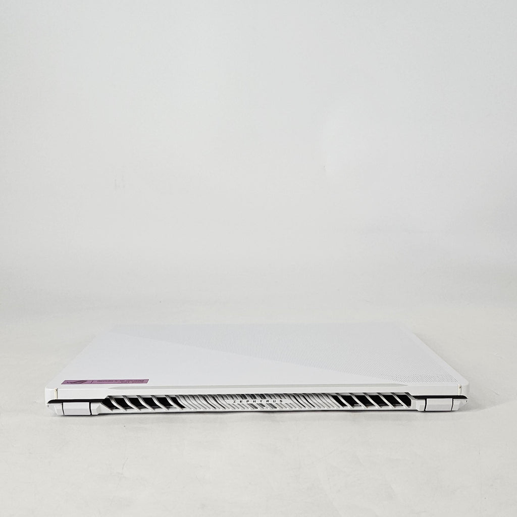 ROG Zephyrus G14 GA402 14 White 3.3 GHz AMD Ryzen 9 6900HS 16GB RAM 2TB Solid State Drive AMD Radeon RX 6700S 8 GB