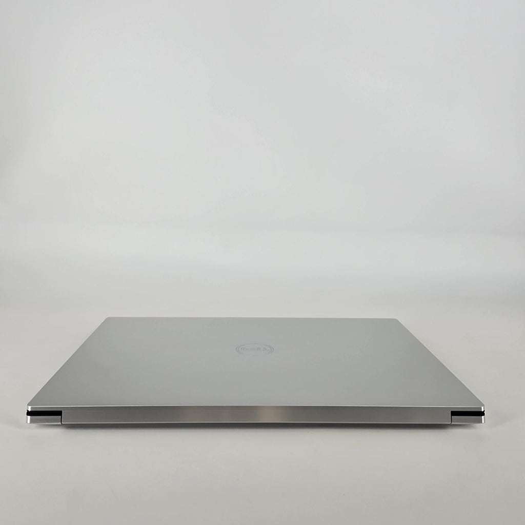 Dell XPS 15 9520 Silver 2.3 GHz Intel Core i7 12th Gen. 16GB RAM 1TB Solid State Drive NVIDIA GeForce RTX 3050 4 GB