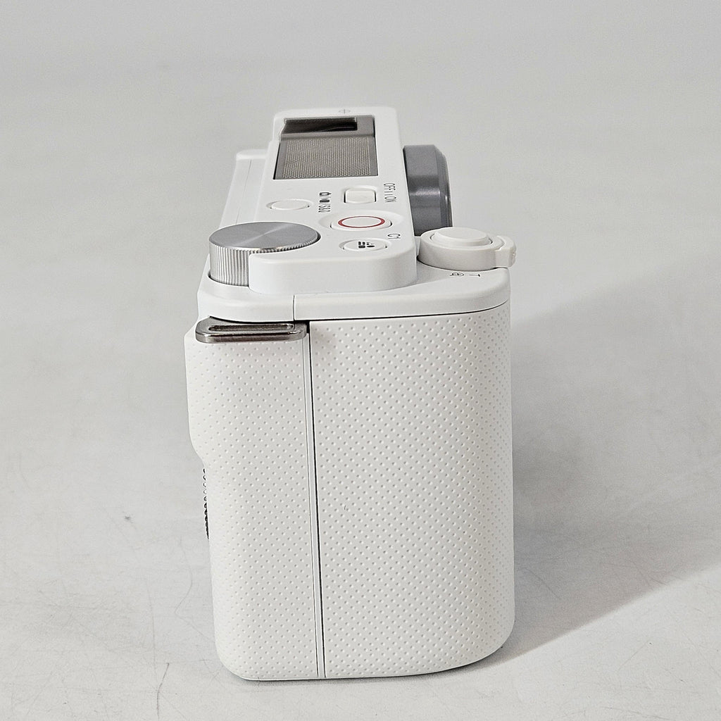 Sony Alpha ZV-E10 24.2MP White