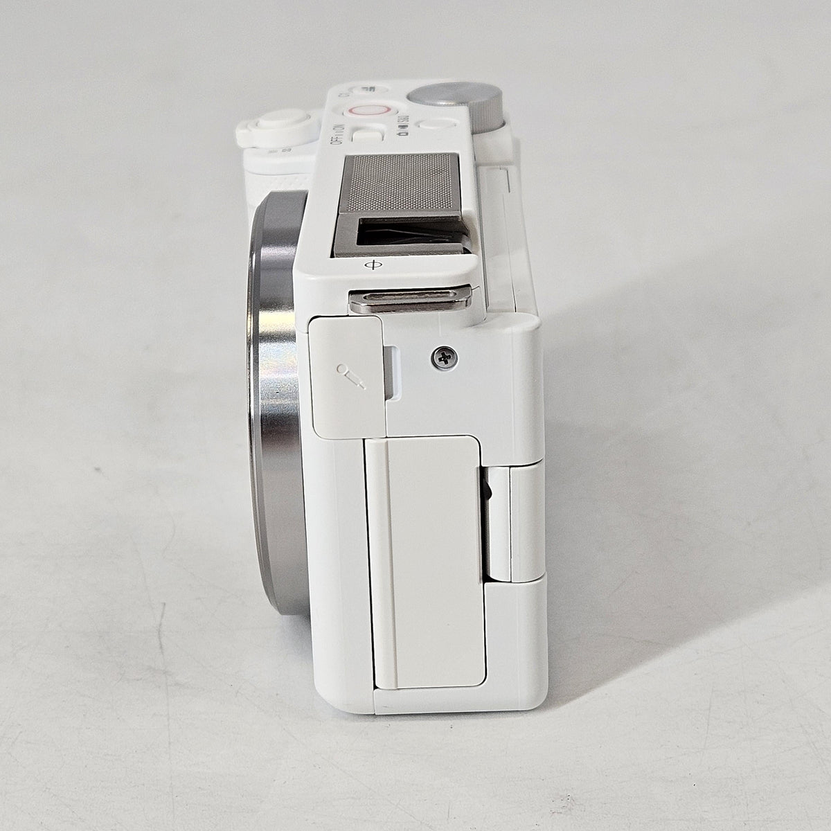 Sony Alpha ZV-E10 24.2MP White
