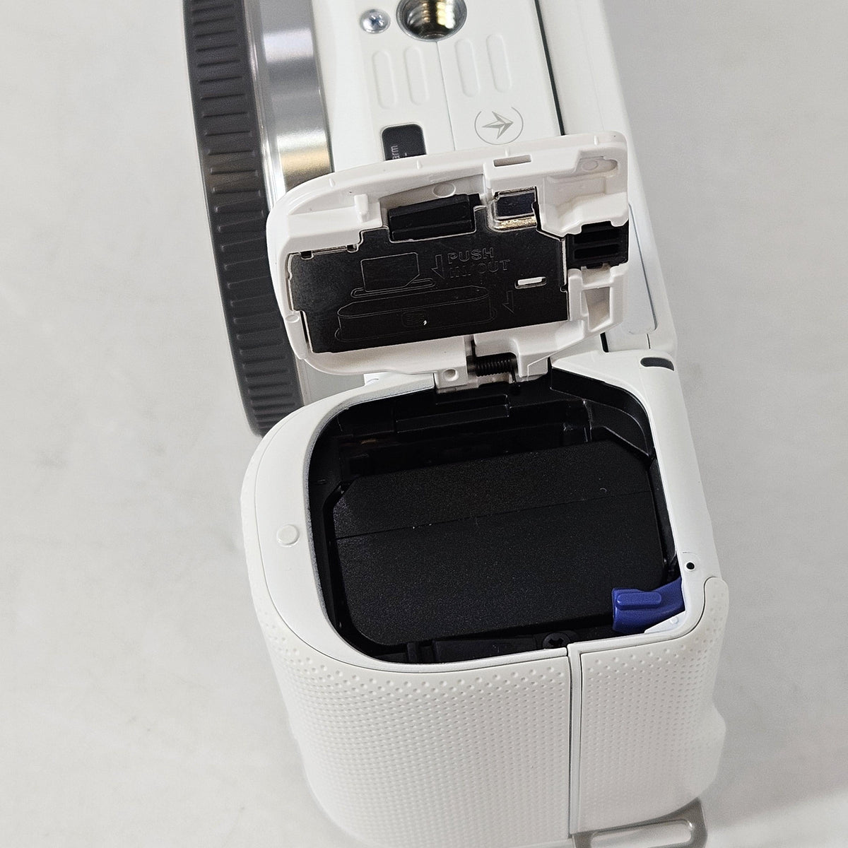 Sony Alpha ZV-E10 24.2MP White