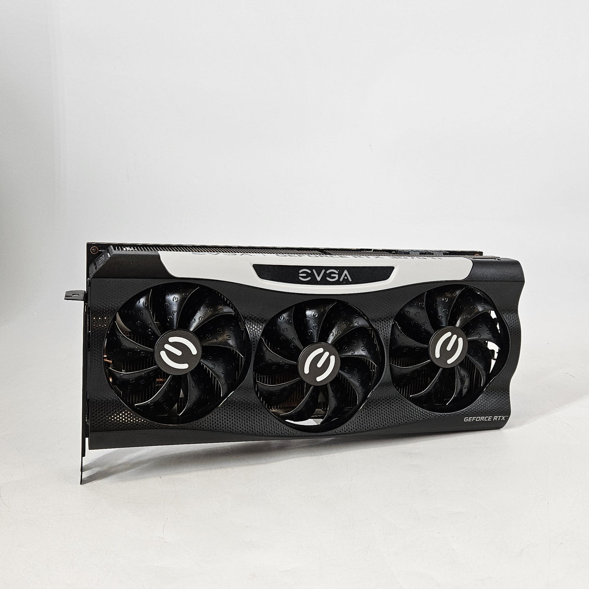NVIDIA GeForce RTX 3070 Ti 8GB RAM
