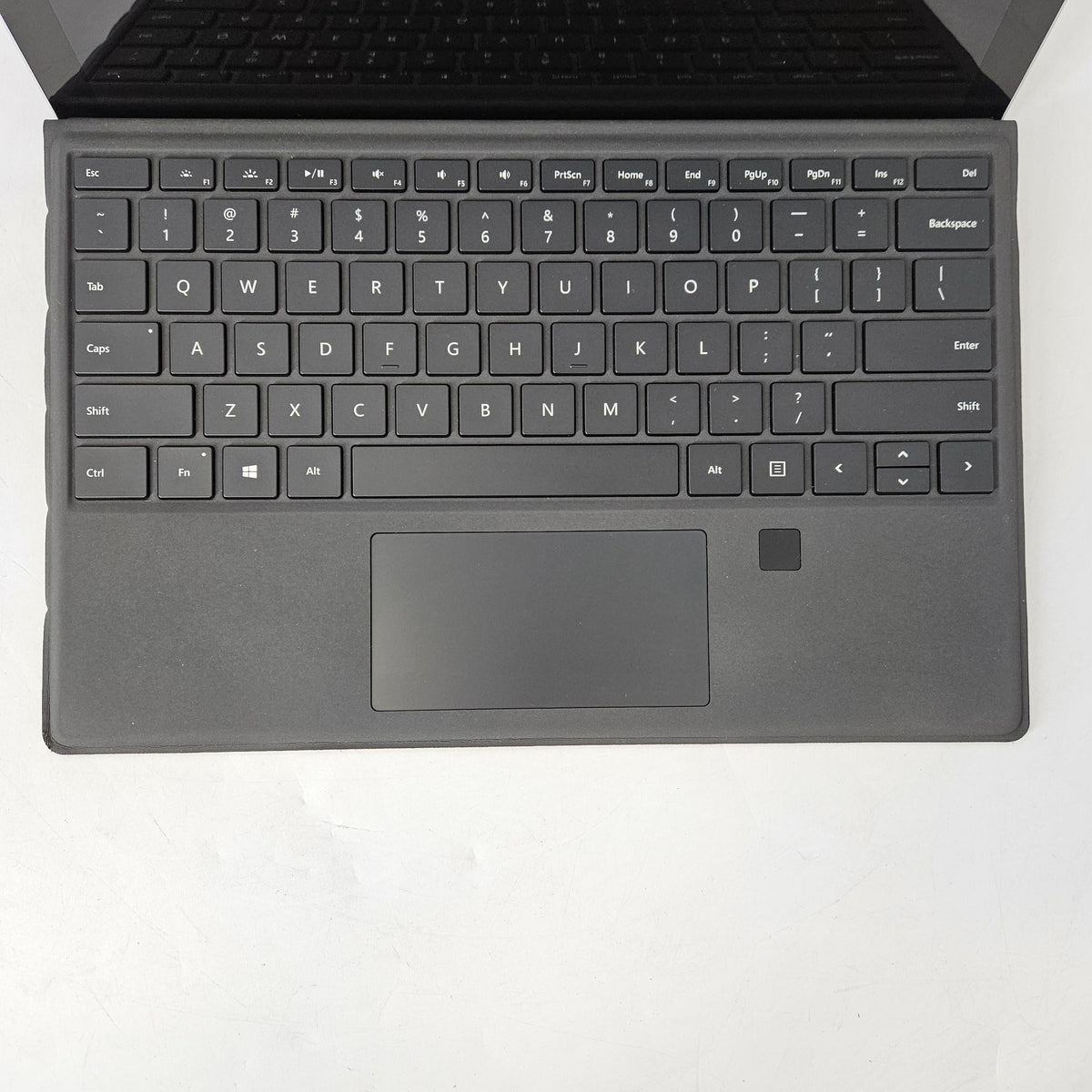 Microsoft Surface Pro 7 12.3 Black WiFi 1.3 GHz Intel Core i7 10th Gen. 16GB RAM 256GB Solid State Drive