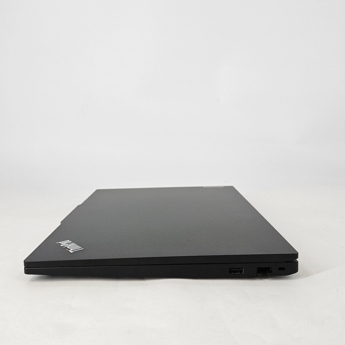 Lenovo ThinkPad E16 Gen 2 Black 2.9 GHz AMD Ryzen 5 7535U 16GB RAM 512GB Solid State Drive