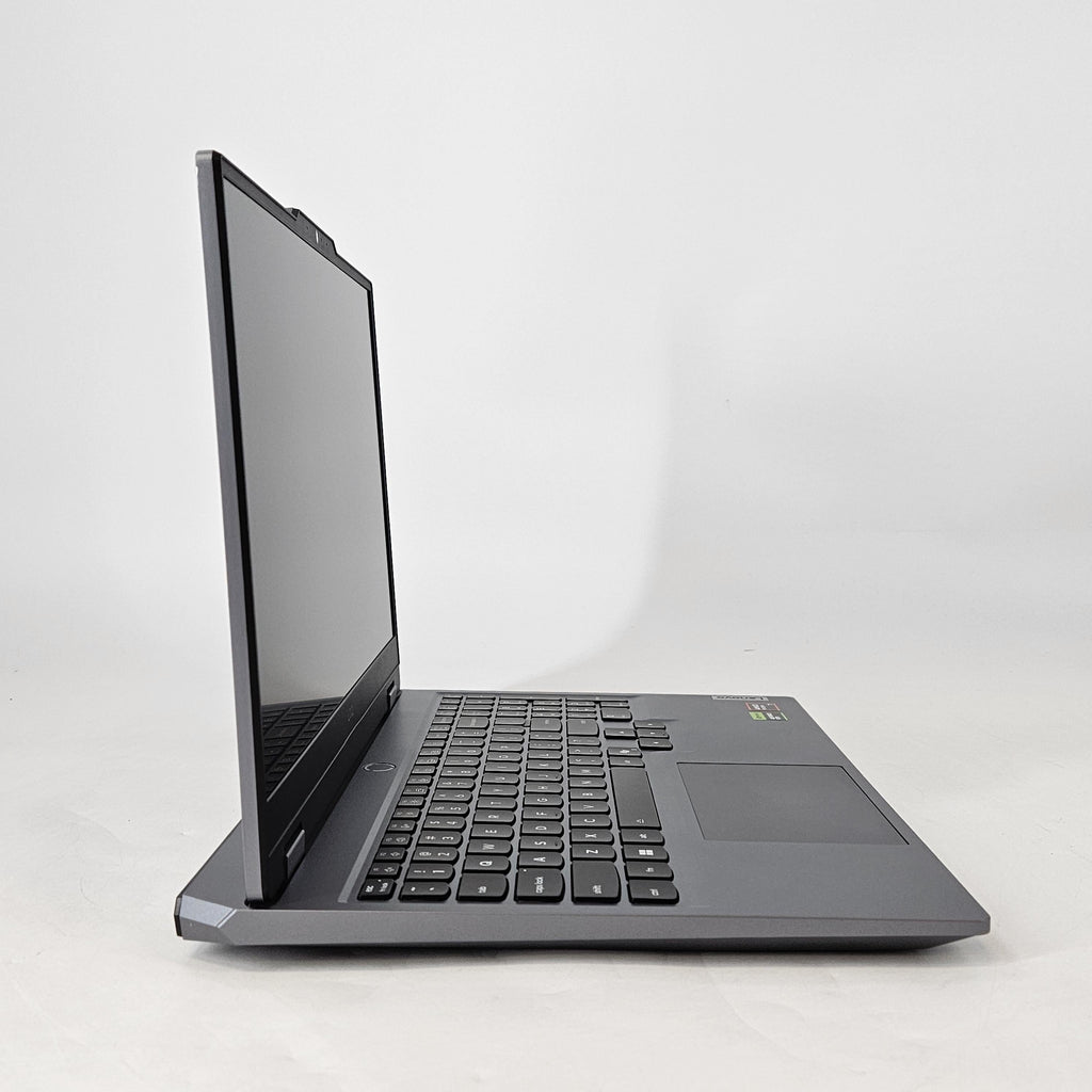 Lenovo LOQ 15 Gray 3.3 GHz AMD Ryzen 7 250 16GB RAM 1TB Solid State Drive NVIDIA GeForce RTX 5050 8 GB