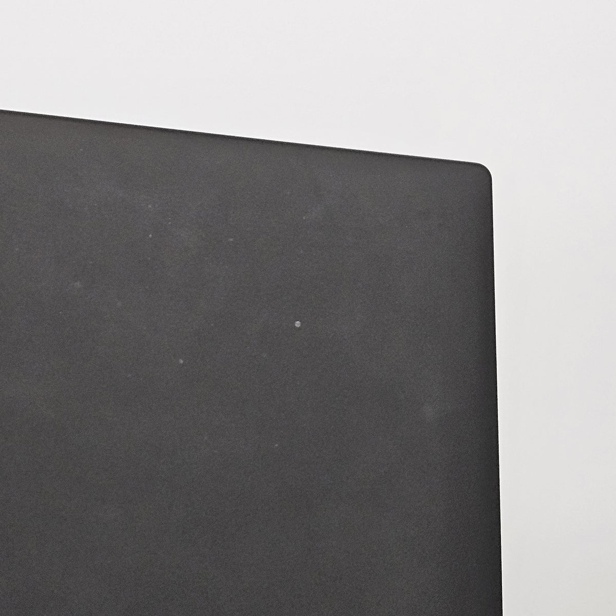 Lenovo ThinkPad P14s Gen 4 Black 3.3 GHz AMD Ryzen 7 Pro 7840U 32GB RAM 512GB Solid State Drive