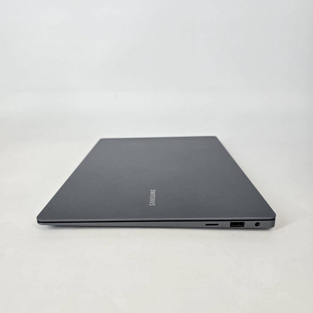 Galaxy Book4 Pro 14 Blue 3.8 GHz Intel Core Ultra 7 16GB RAM 512GB Solid State Drive