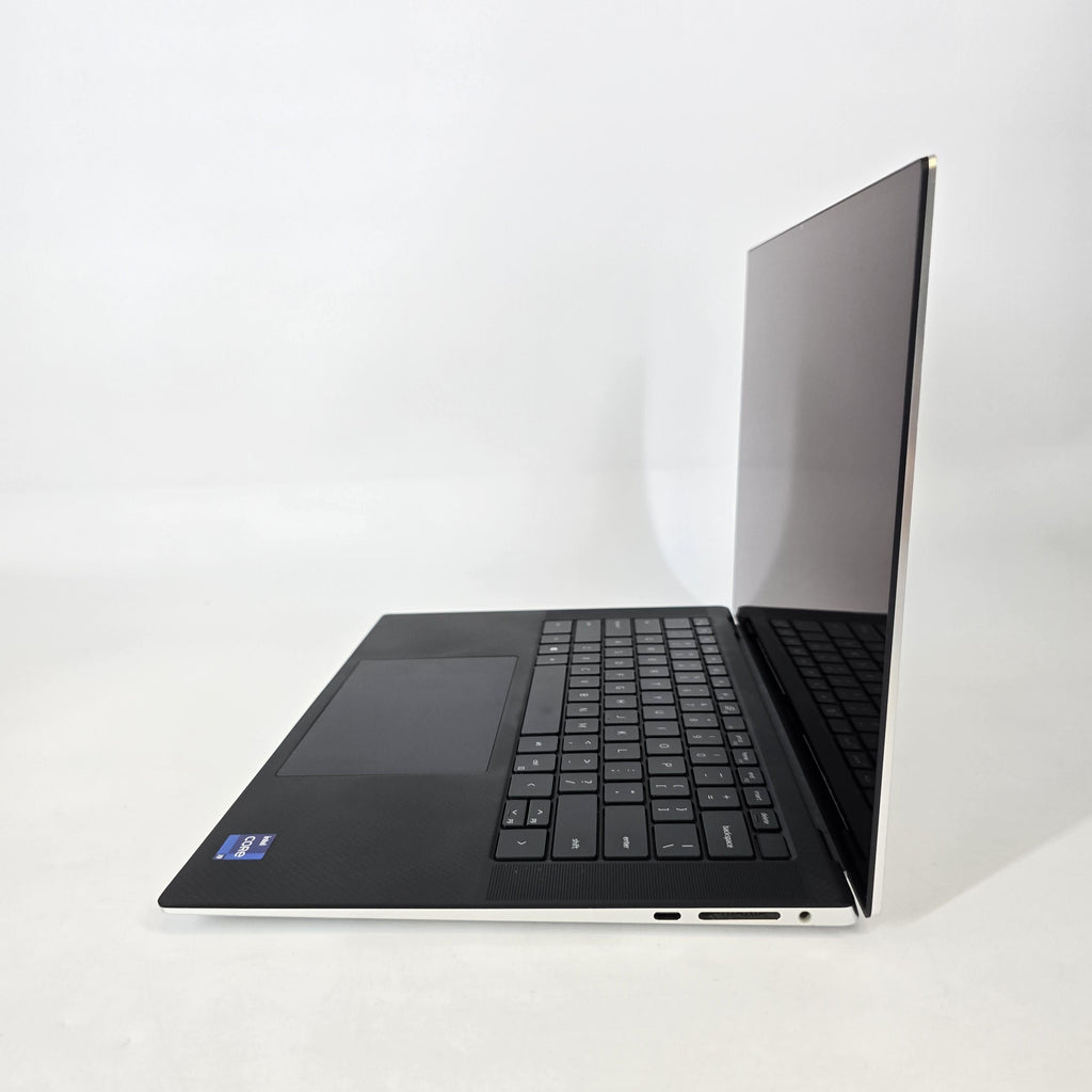 Dell XPS 15 9510 Silver 2.5 GHz Intel Core i9 11th Gen. 32GB RAM 1TB Solid State Drive NVIDIA GeForce RTX 3050 Ti 4 GB