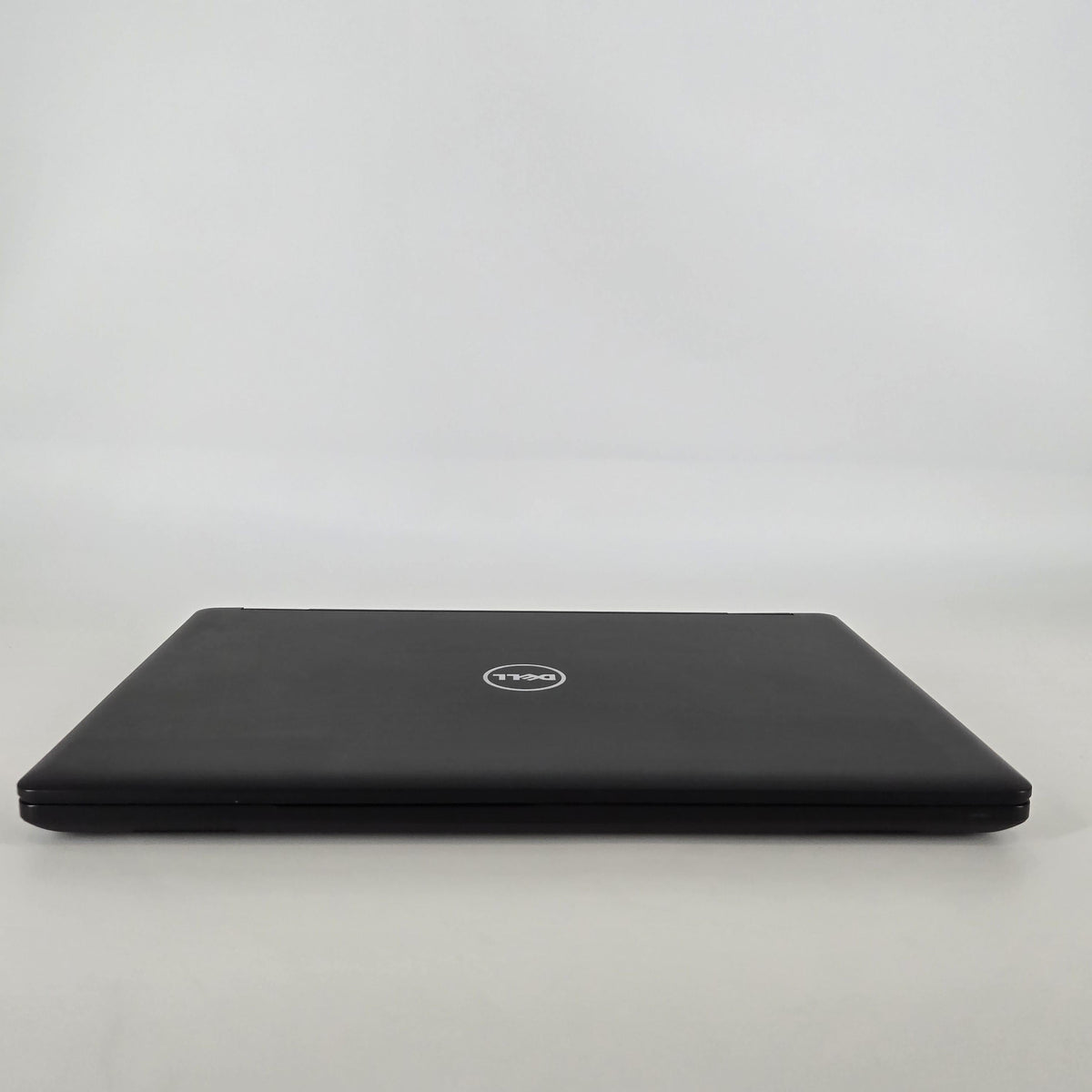 Dell Precision 3520 15.6 Black 2.8 GHz Intel Core i5 7th Gen. 16GB RAM 512GB Solid State Drive NVIDIA Quadro M620 2 GB
