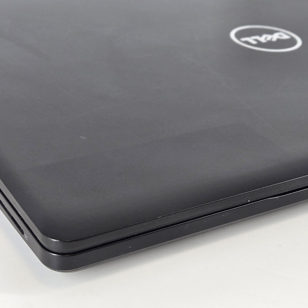 Dell Precision 3520 15.6 Black 2.8 GHz Intel Core i5 7th Gen. 16GB RAM 512GB Solid State Drive NVIDIA Quadro M620 2 GB