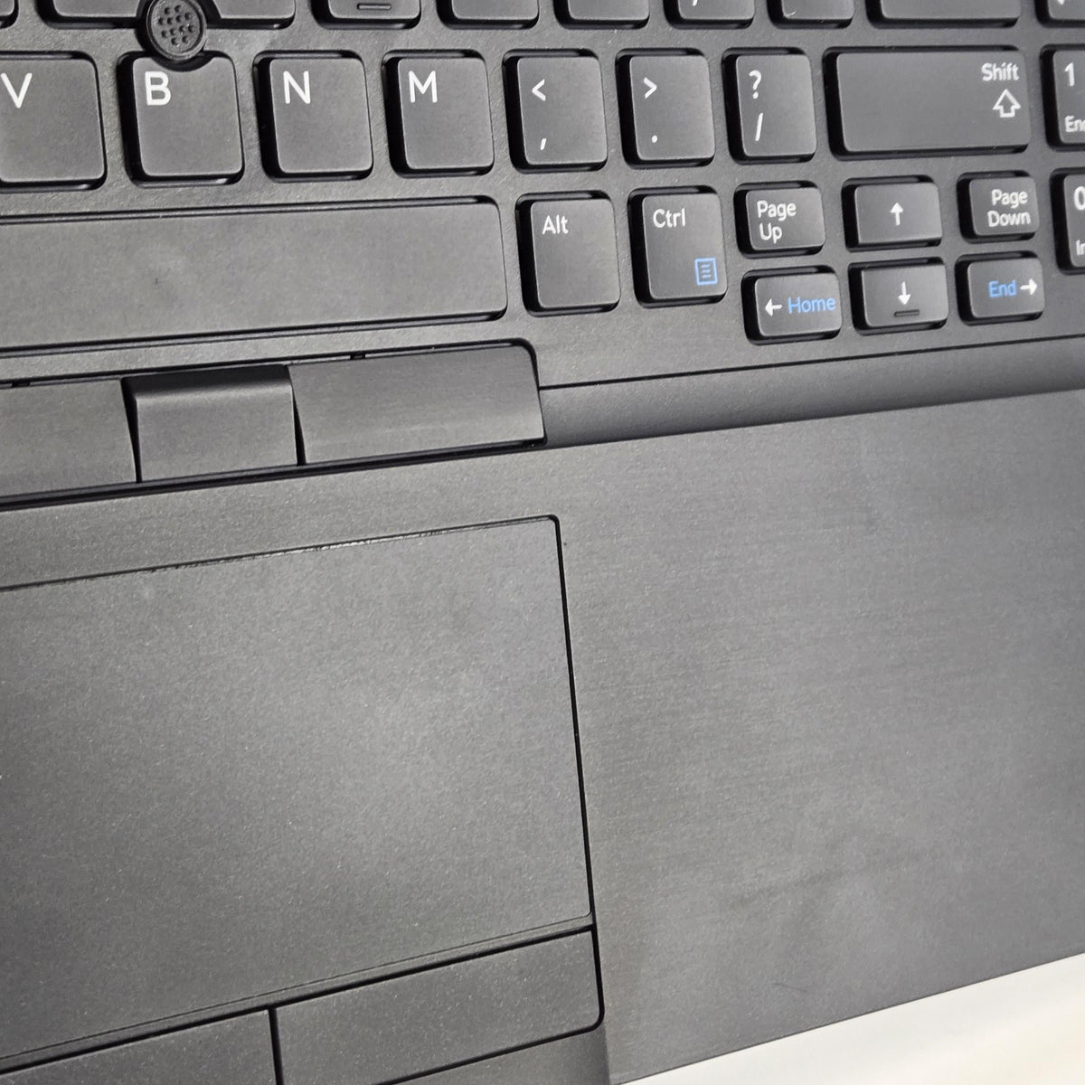 Dell Precision 3520 15.6 Black 2.8 GHz Intel Core i5 7th Gen. 16GB RAM 512GB Solid State Drive NVIDIA Quadro M620 2 GB
