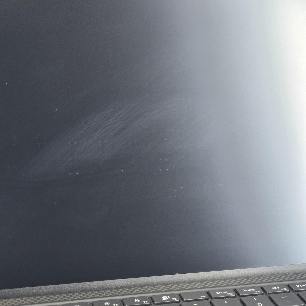 Dell XPS 15 9520 Silver 2.3 GHz Intel Core i7 12th Gen. 64GB RAM 512GB Solid State Drive NVIDIA GeForce RTX 3050 4 GB