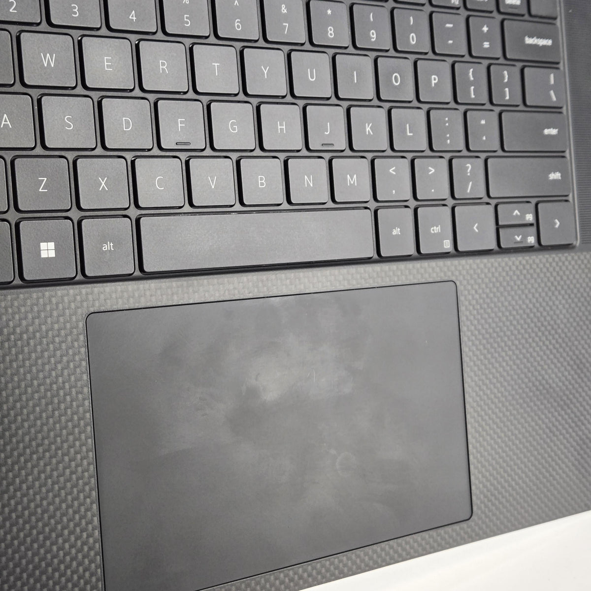 Dell XPS 15 9520 Silver 2.3 GHz Intel Core i7 12th Gen. 64GB RAM 512GB Solid State Drive NVIDIA GeForce RTX 3050 4 GB