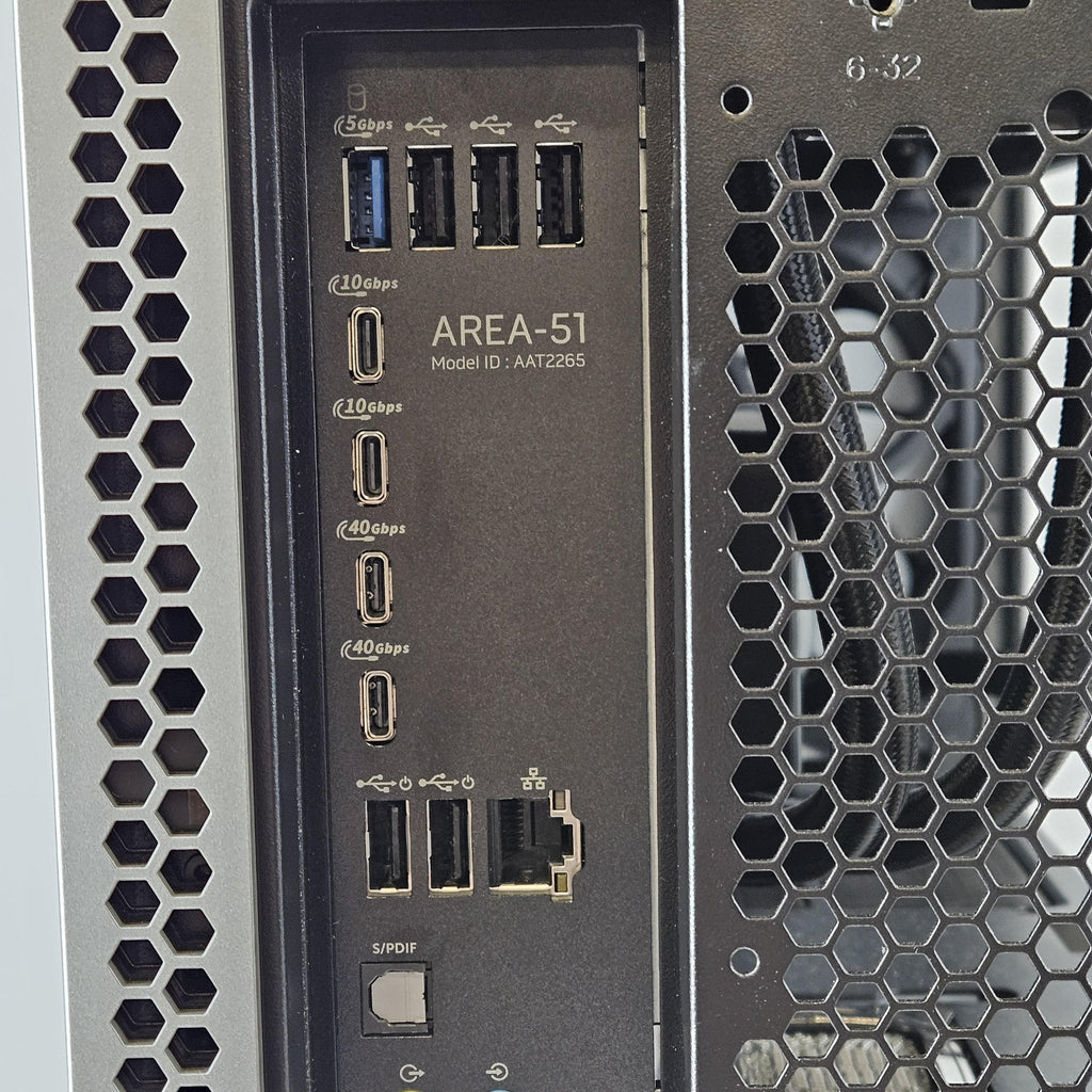Alienware Area-51 AAT2265 AMD Ryzen 9 9955HX 64GB RAM 2TB Solid State Drive NVIDIA GeForce RTX 5090 32 GB