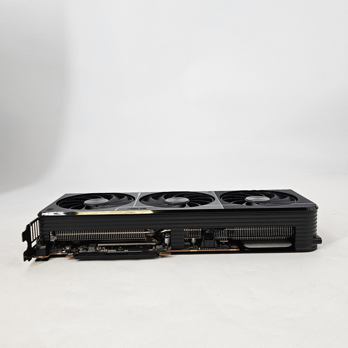 AMD Radeon RX 9070 XT 16GB RAM