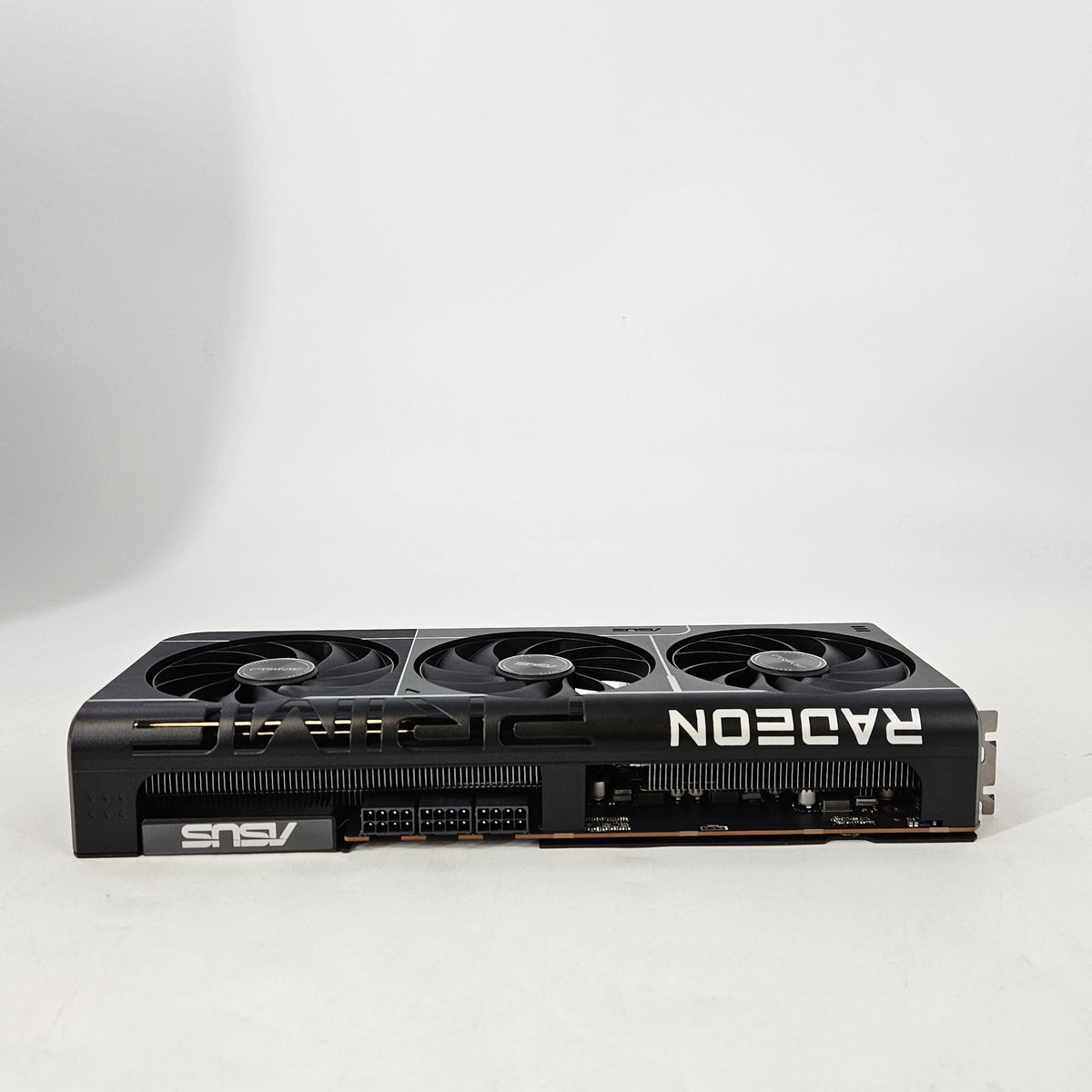 AMD Radeon RX 9070 XT 16GB RAM