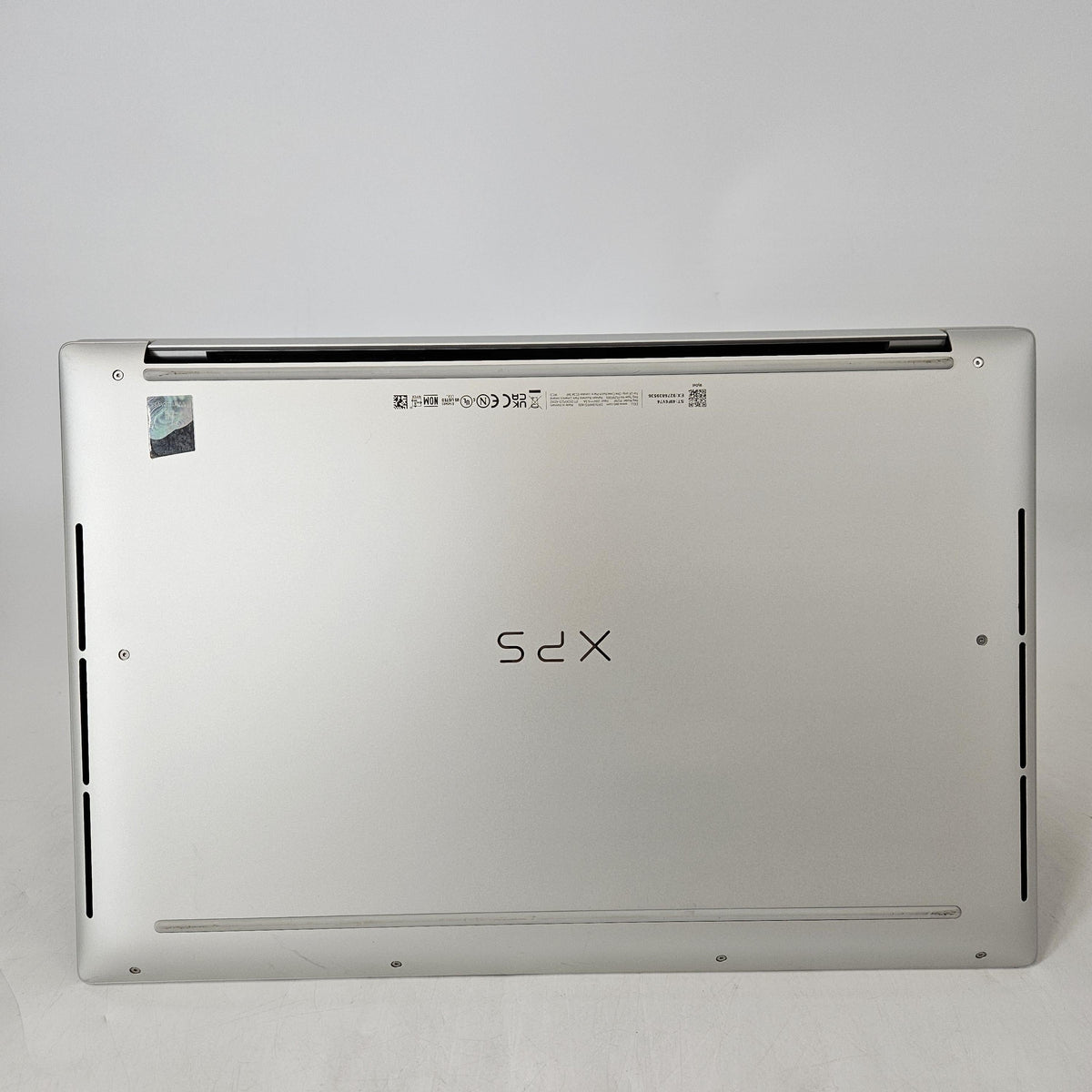 XPS 16 9640 Platinum 2.5 GHz Intel Core Ultra 9 32GB RAM 1TB Solid State Drive NVIDIA GeForce RTX 4070 8 GB