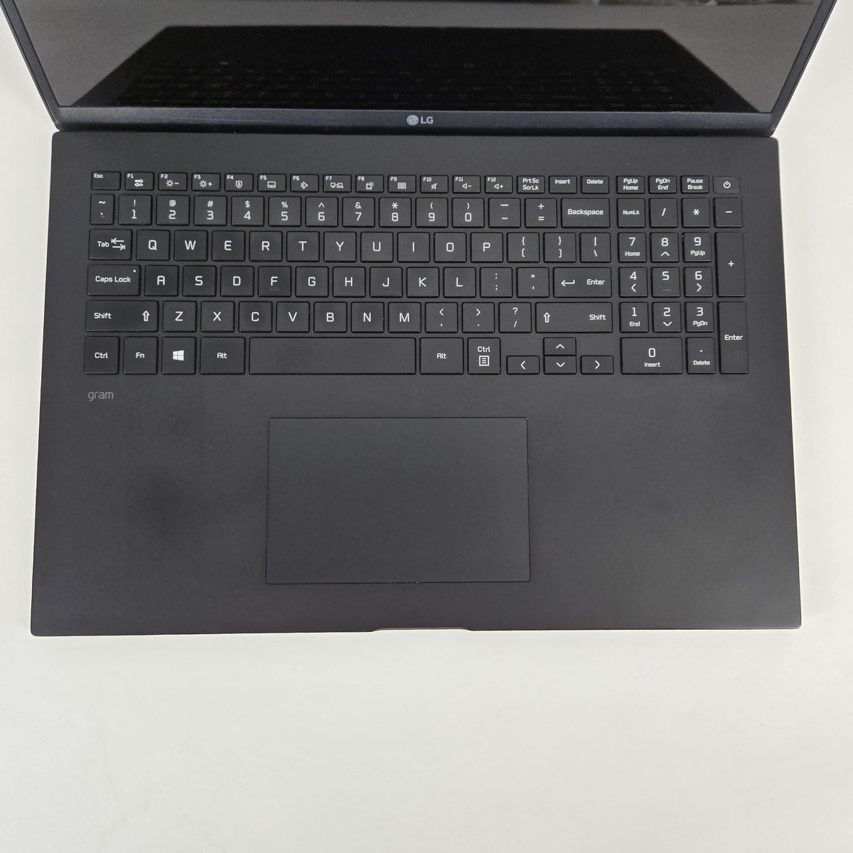 LG Gram 17 Black 2.9 GHz Intel Core i7 11th Gen. 16GB RAM 512GB Solid State Drive