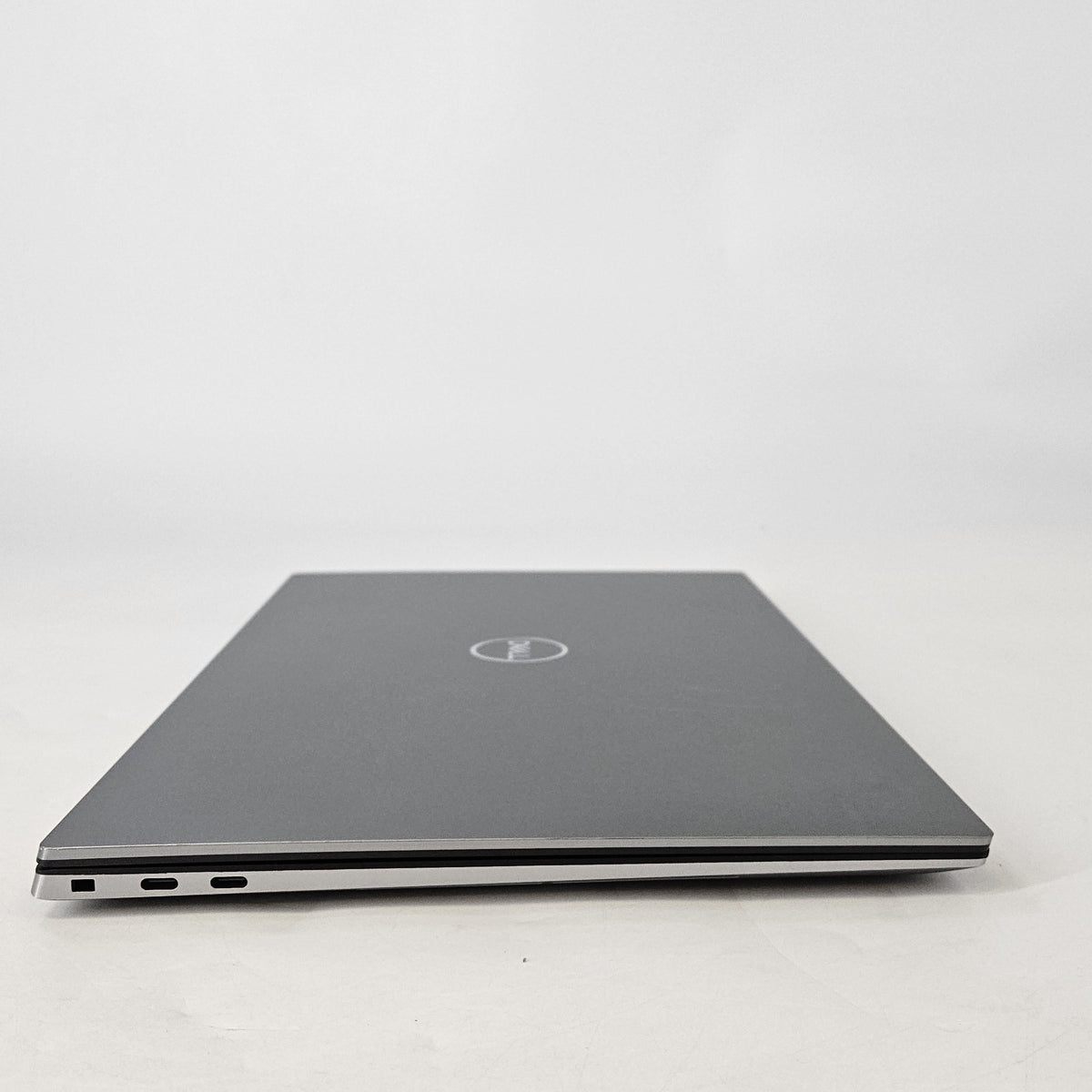Dell Precision 5560 15.6 Gray 2.5 GHz Intel Core i7 11th Gen. 64GB RAM 2TB Solid State Drive NVIDIA RTX A2000 4 GB